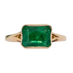 Asra 14K Yellow Gold 1.63cts Zambian Emerald Ring | Emerald Cut 8.5X6.2mm