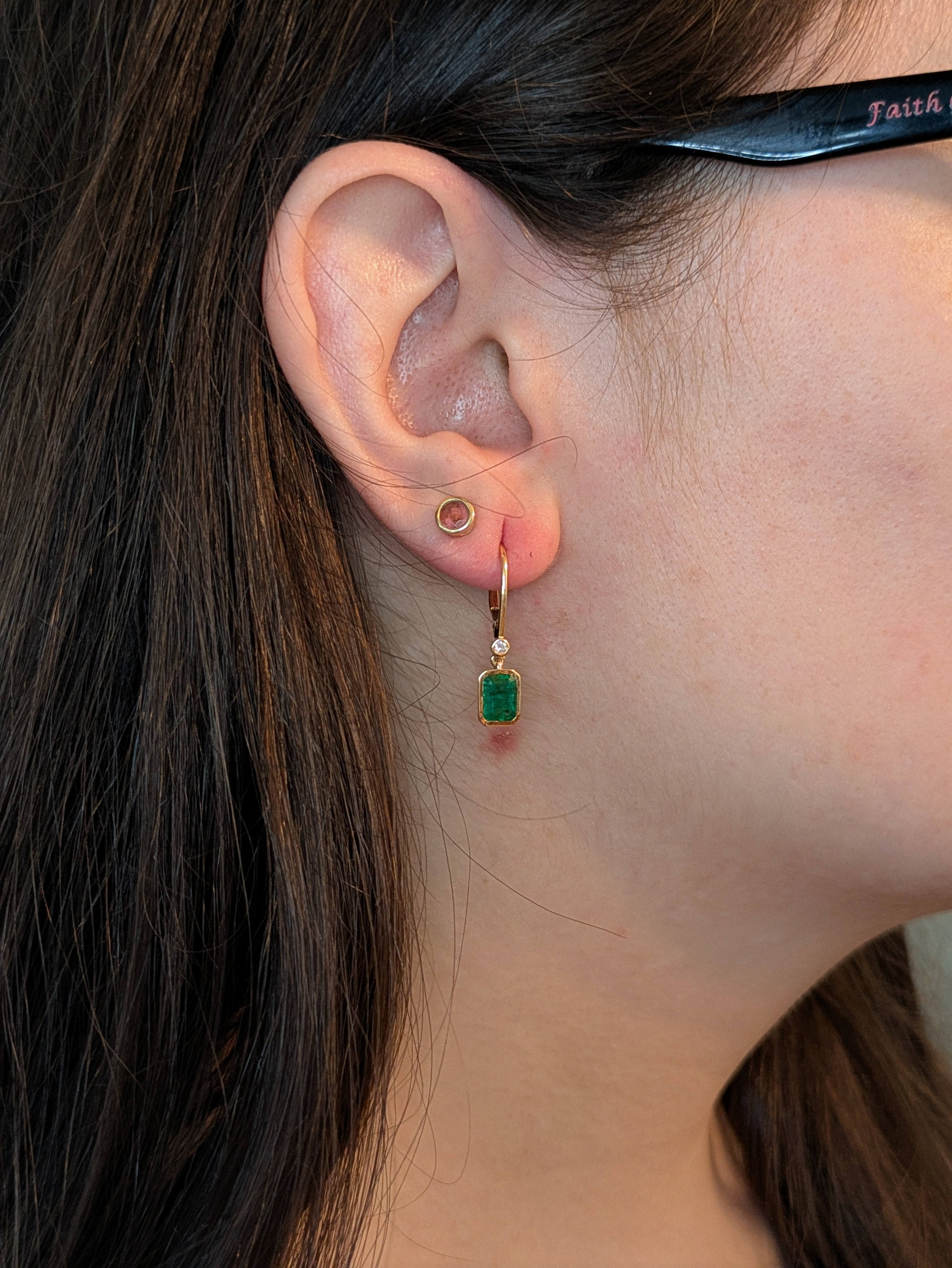 dina 14k yellow gold 0.07cts emerald diamond hoop earrings | emerald cut 7x5mm