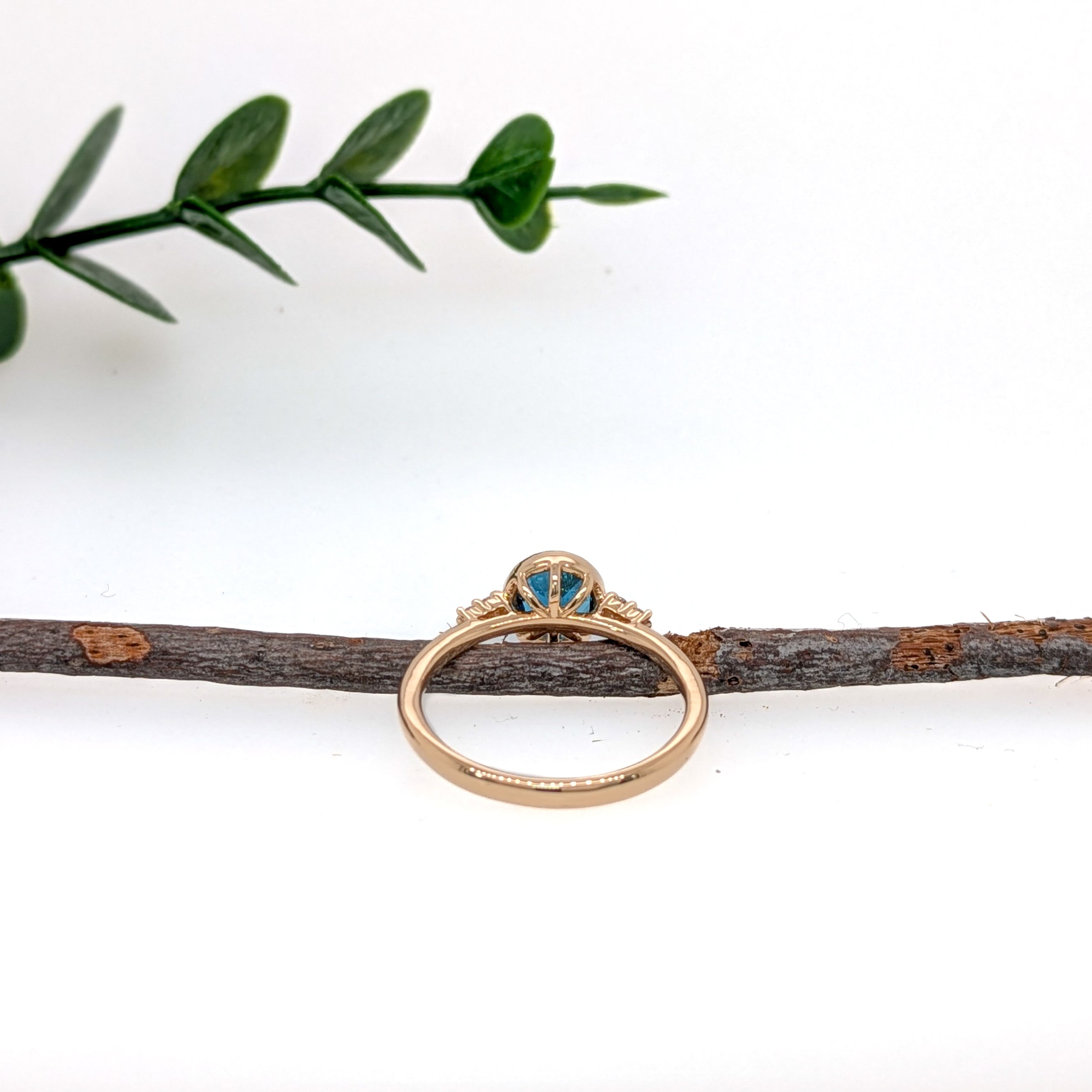 tia 14k yellow gold 0.80cts london topaz diamond ring | round 6mm