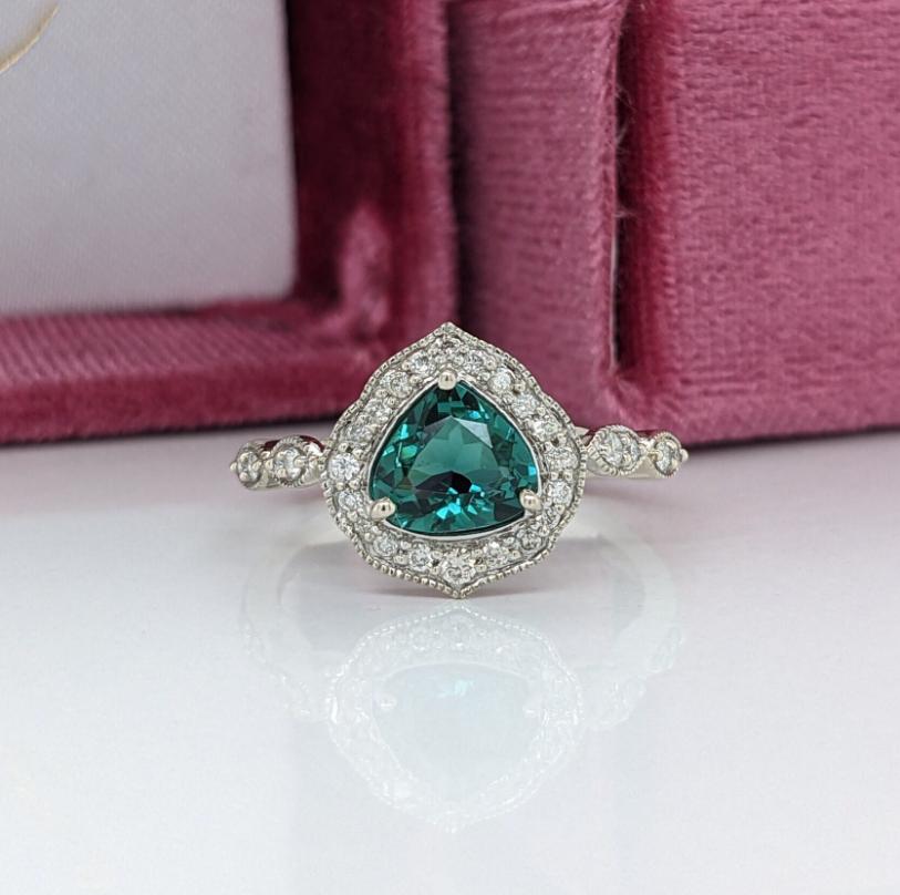 Vintage Style 4 Petal Ring Setting w Milgrain and Natural Diamonds in 14K Gold