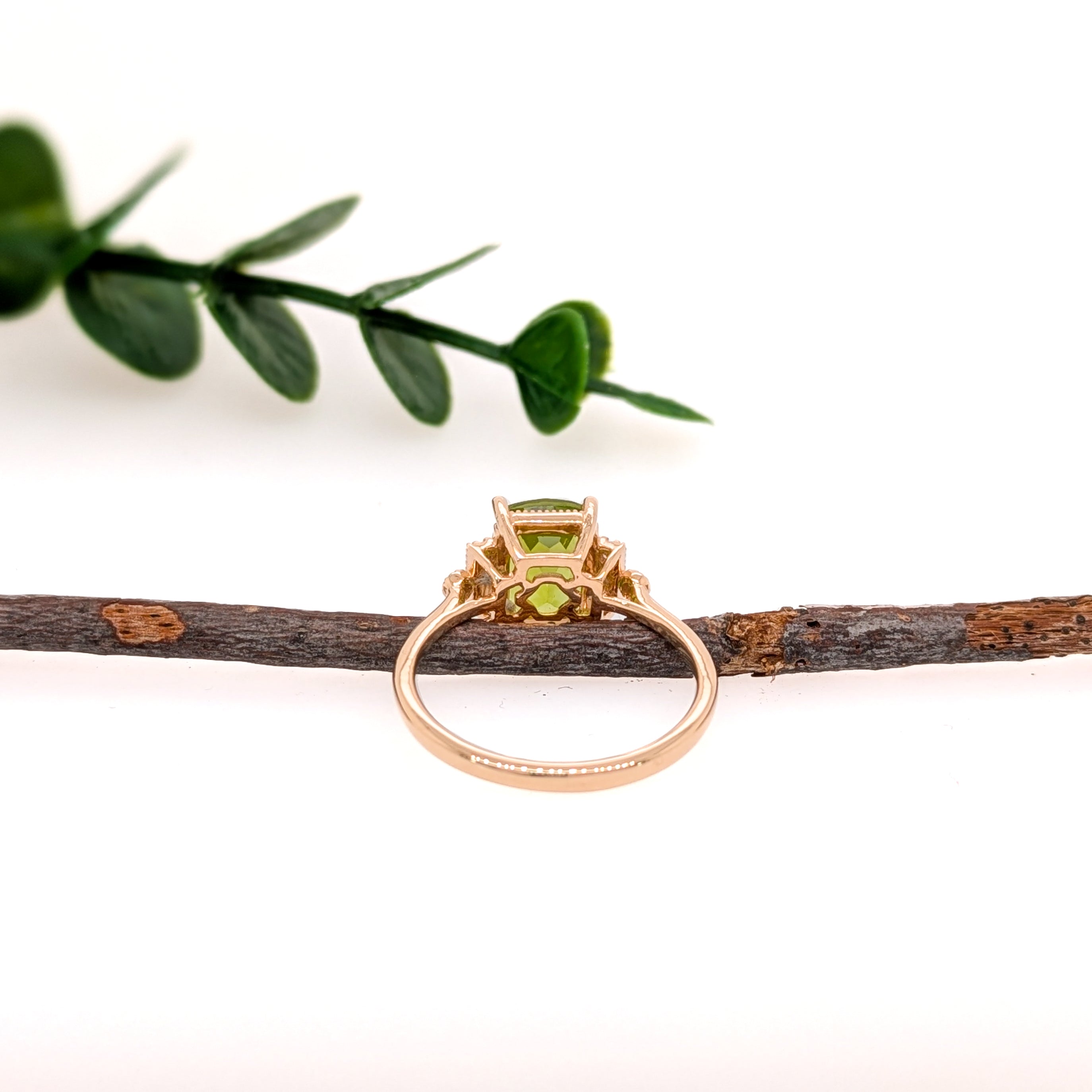 Jessica 14K Yellow Gold 2.64cts Peridot Diamond Ring |  Cushion 9x7mm
