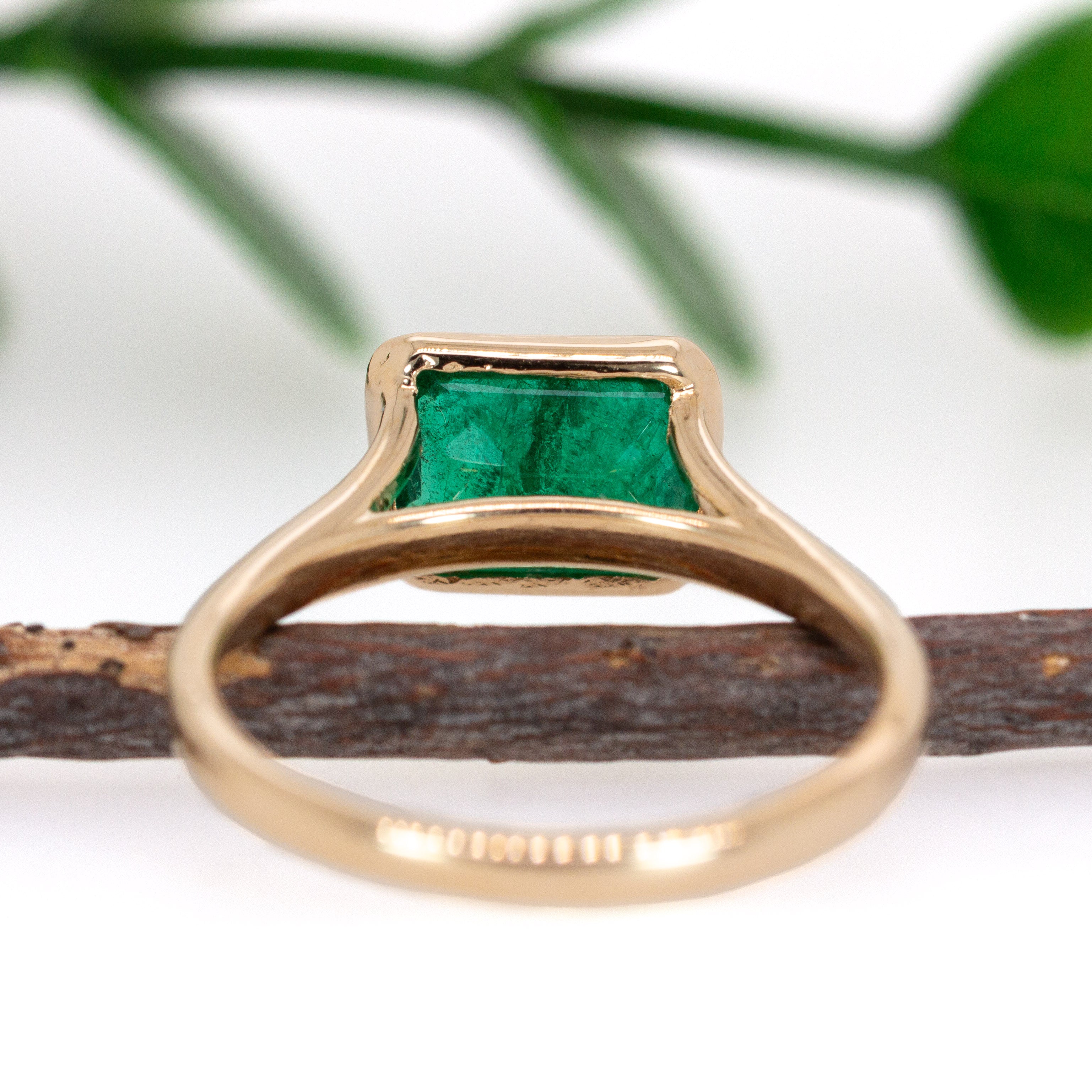 Asra 14K Yellow Gold 1.63cts Zambian Emerald Ring | Emerald Cut 8.5X6.2mm