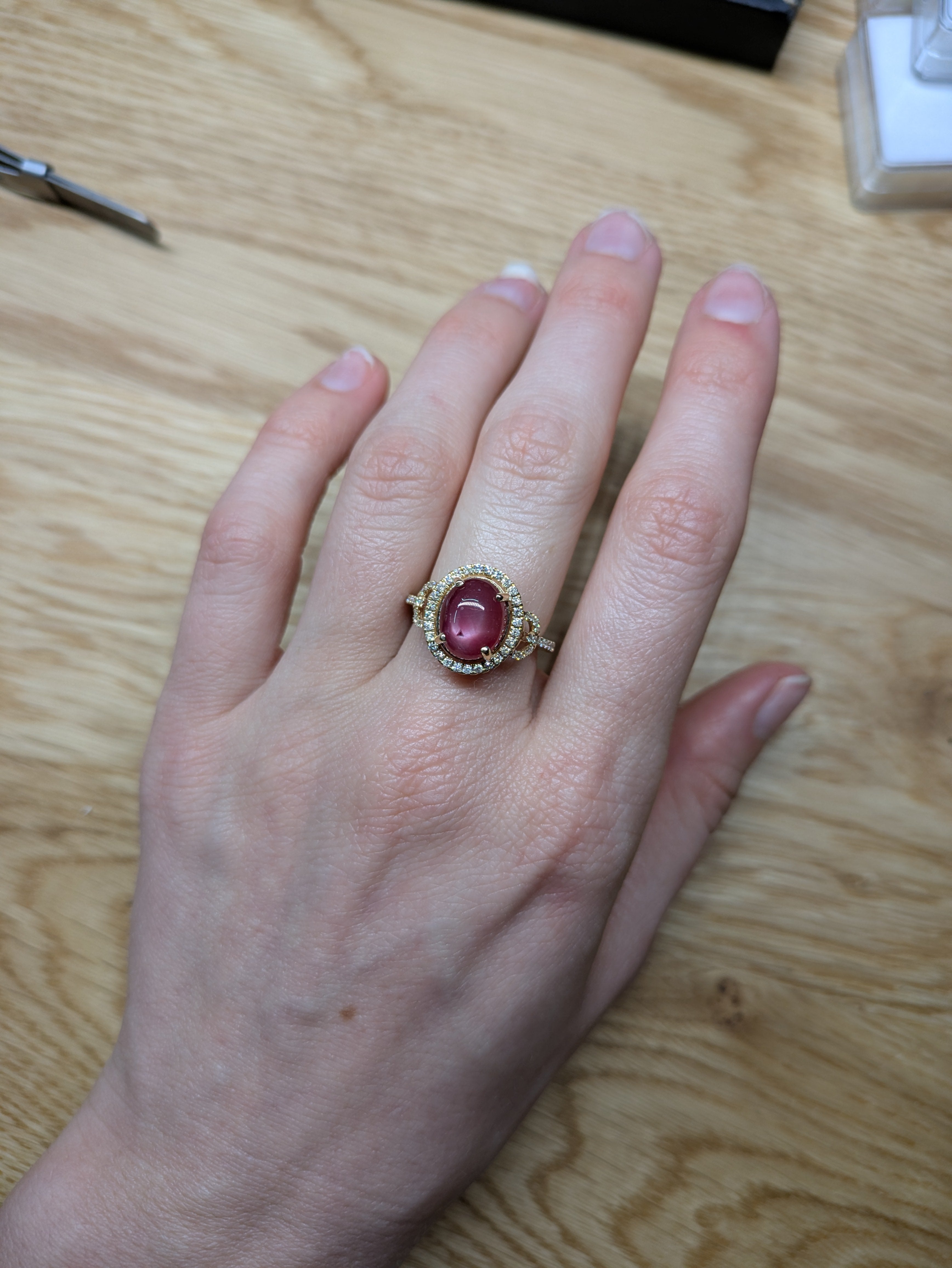astra 14k yellow gold 4.95cts star ruby diamond wedding ring | oval 11x8mm
