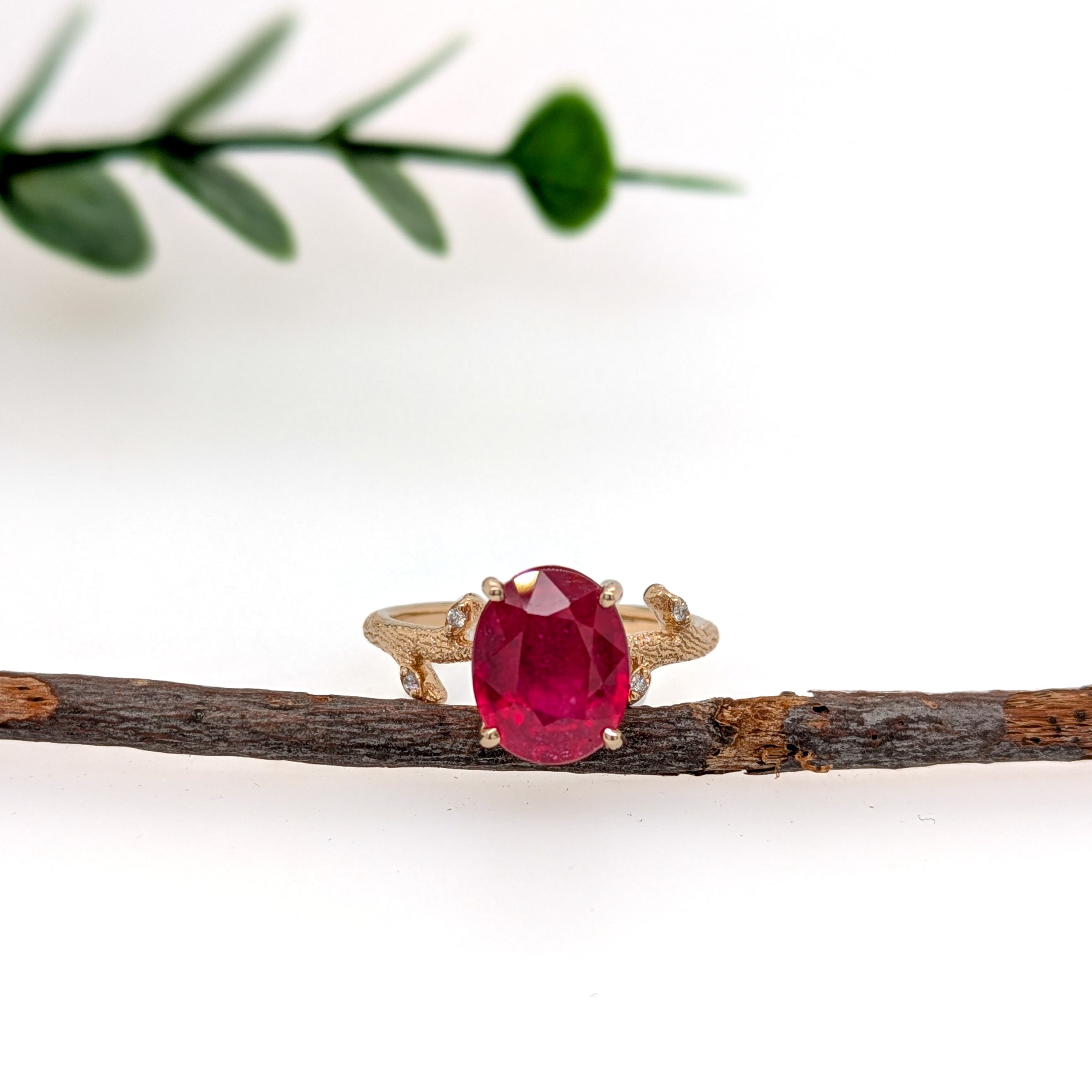 Sunlight 14K Yellow gold 3.9cts Madagascar Ruby Diamond Ring | Oval 10x8mm