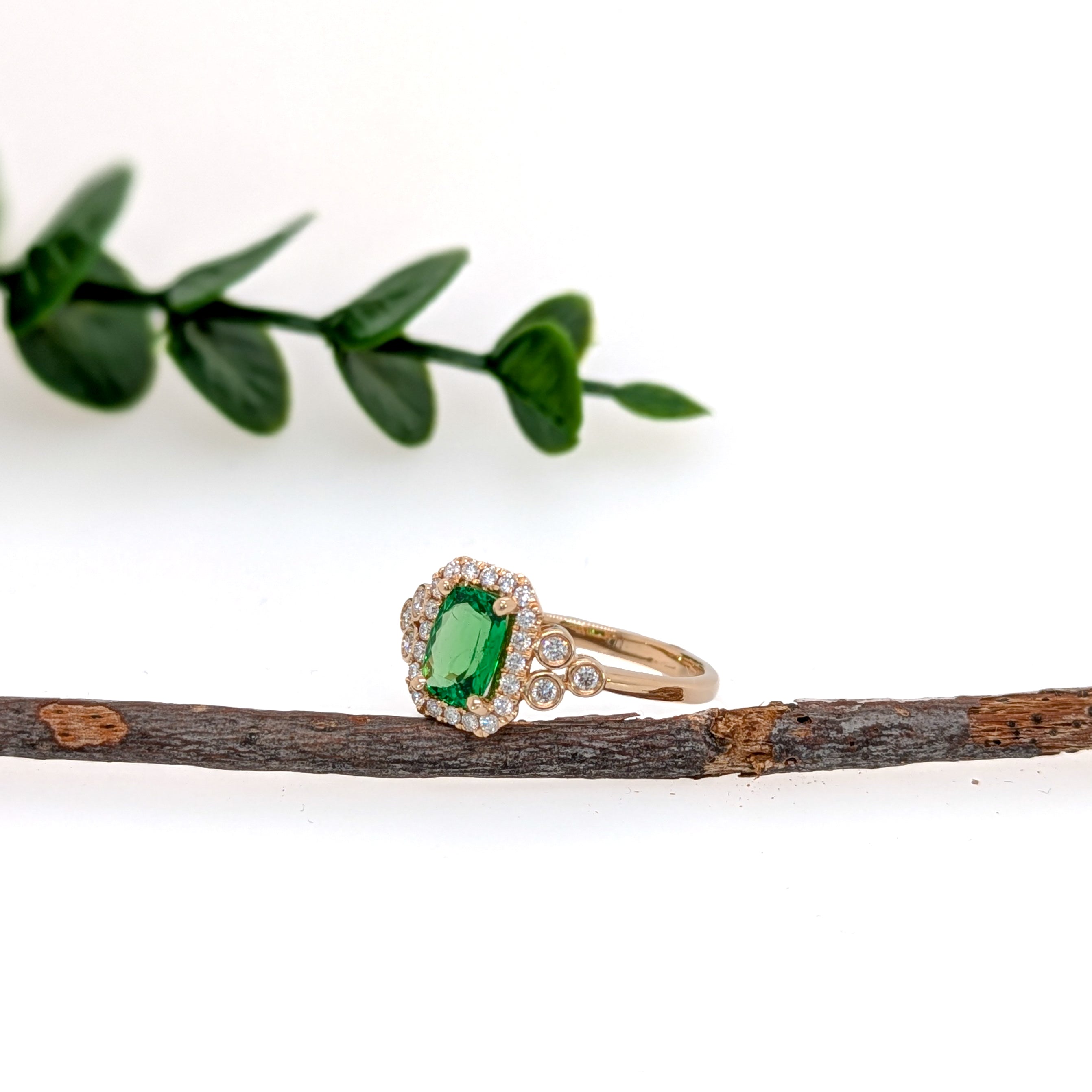 Nivi 14K Yellow Gold 0.82cts Rare Tsavorite Garnet Diamond Ring | Cushion 7x5mm