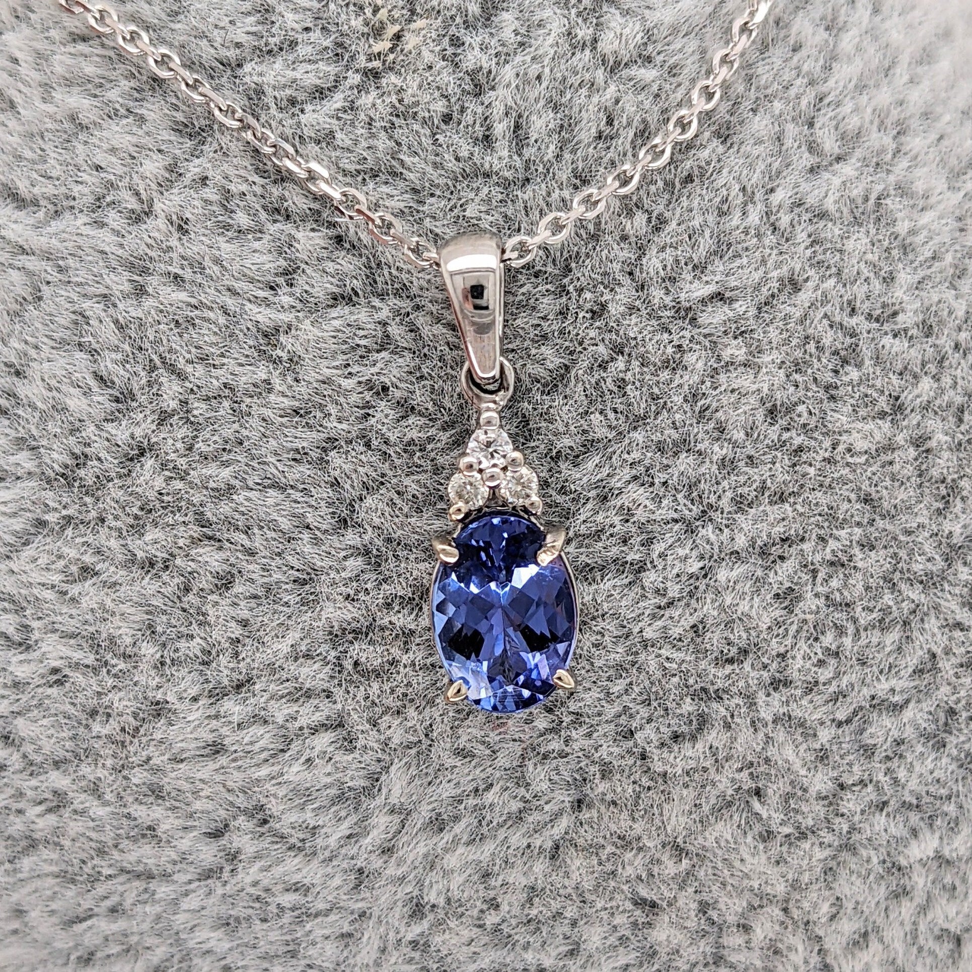 Pendants-Classic Tanzanite Pendant W Natural Diamond Accents in 14K Solid Gold | Oval Shape 7x5mm 8x6mm | December Birthstone | Customizable - NNJGemstones