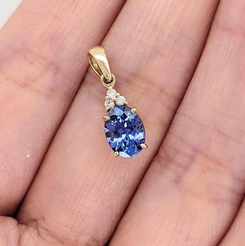 Pendants-Classic Tanzanite Pendant W Natural Diamond Accents in 14K Solid Gold | Oval Shape 7x5mm 8x6mm | December Birthstone | Customizable - NNJGemstones