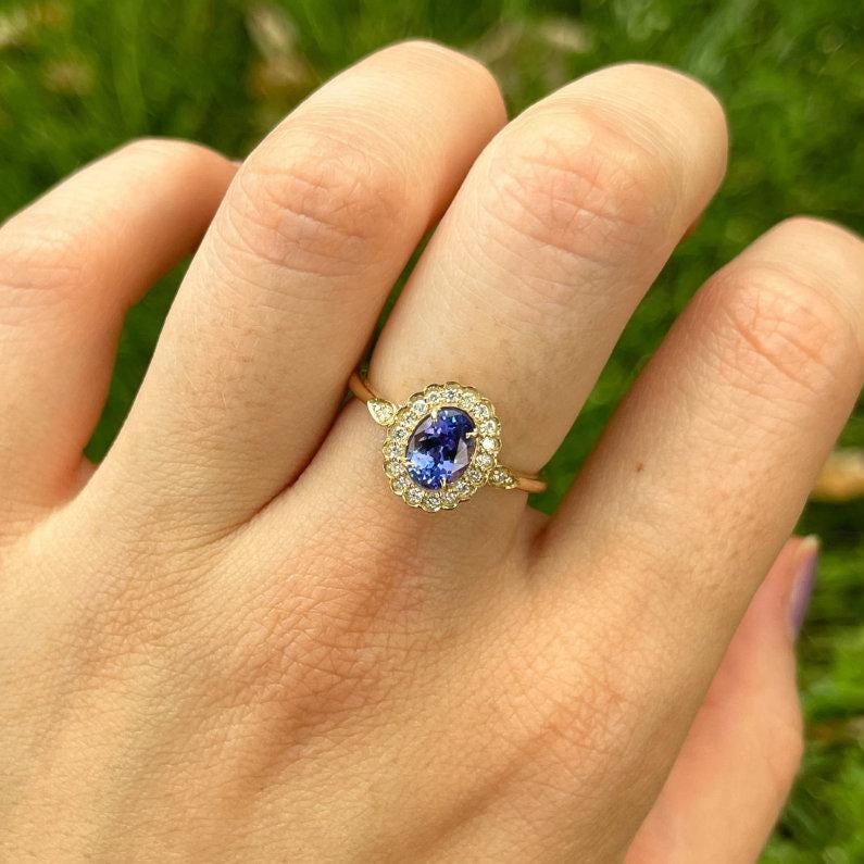 Statement Rings-Lovely Scalloped Ring Setting w Natural Diamond Halo in Solid 14k Gold | Oval 6x4 7x5 8x6 | Gemstone Setting | Fine Jewelry | Customizable - NNJGemstones