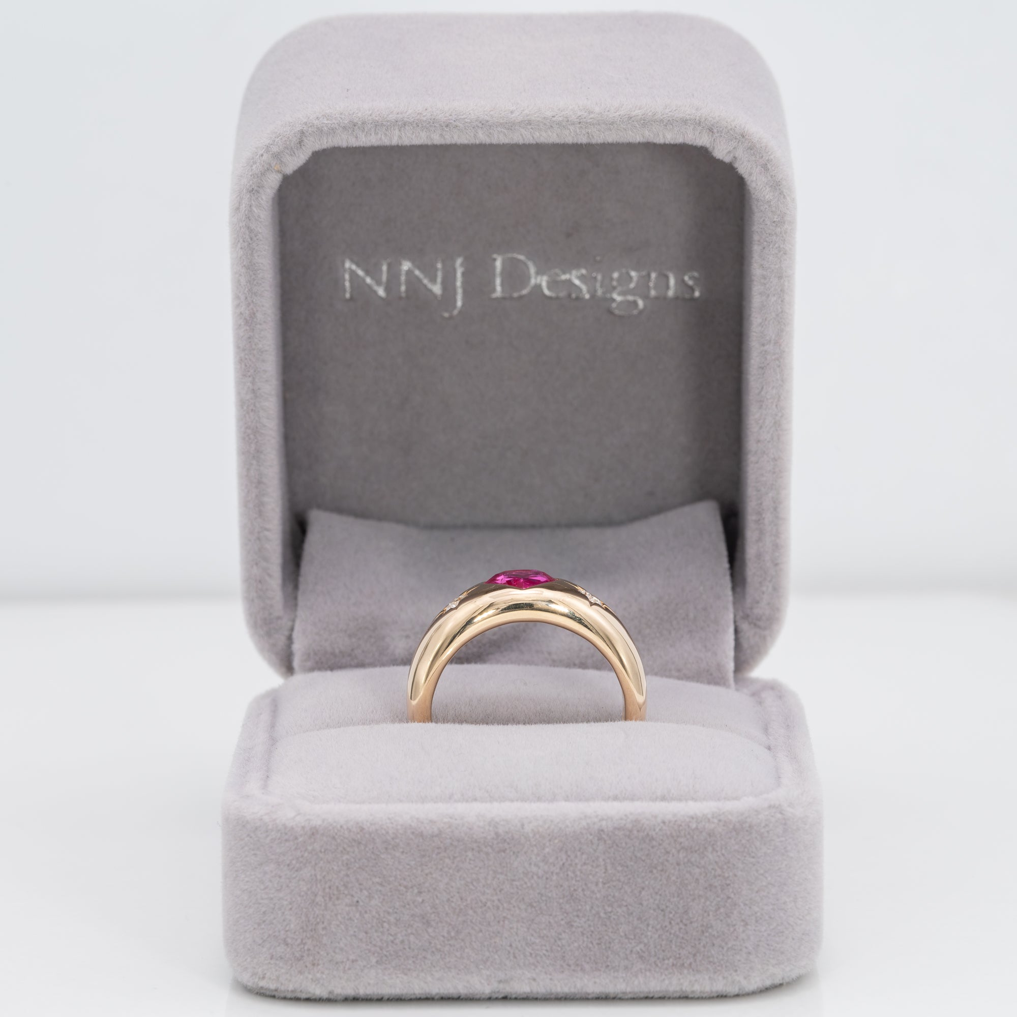 14K yellow gold pink sapphire ring