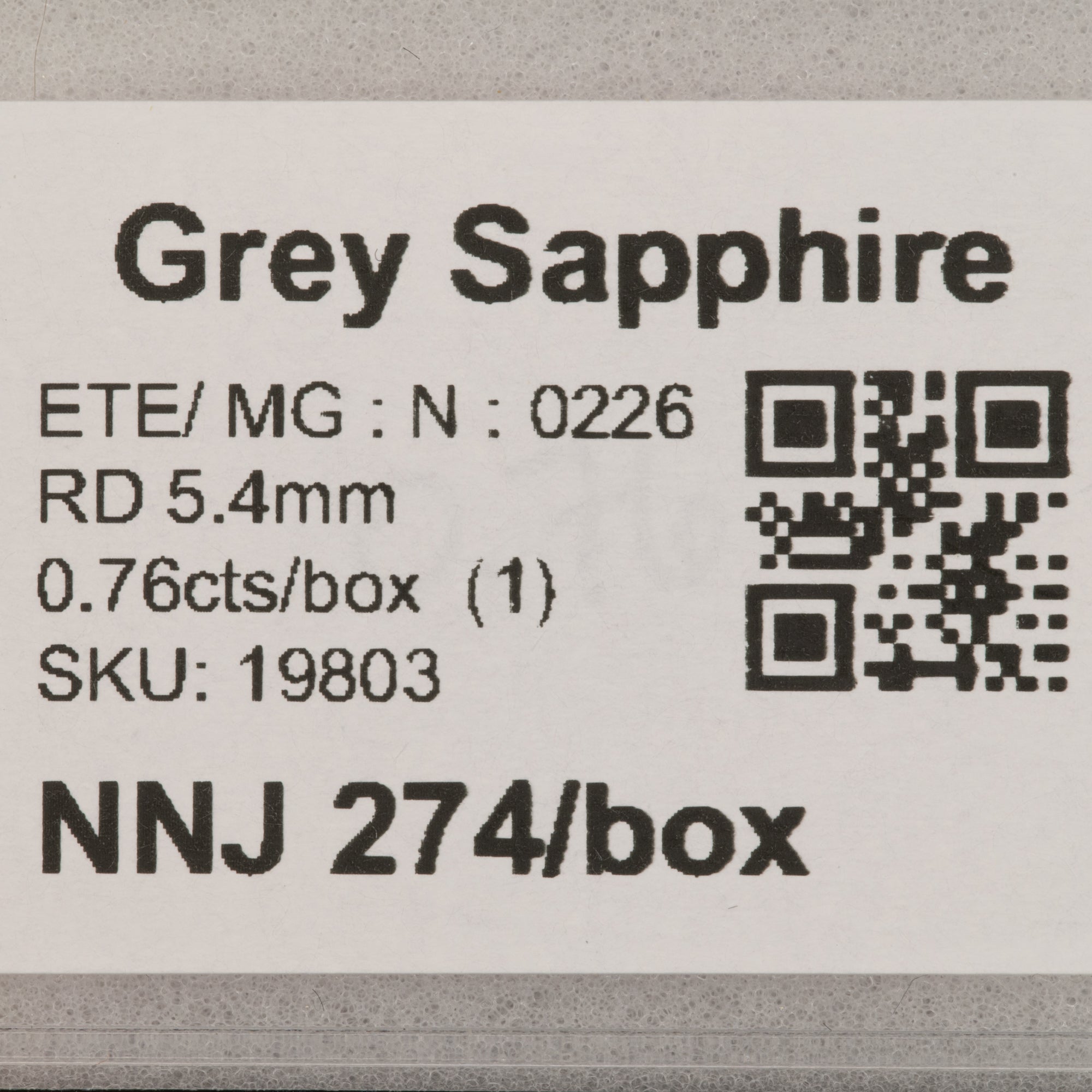 0.76 carat natural grey sapphire round 5.4mm loose gemstone – view 2