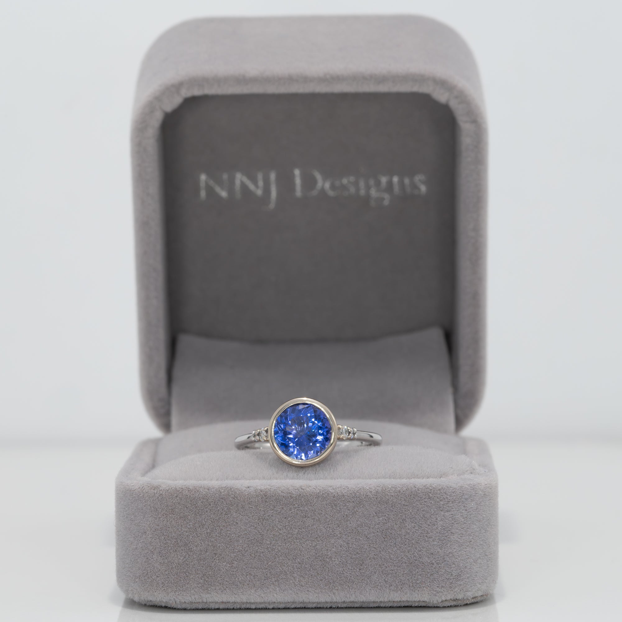 14K white gold tanzanite ring