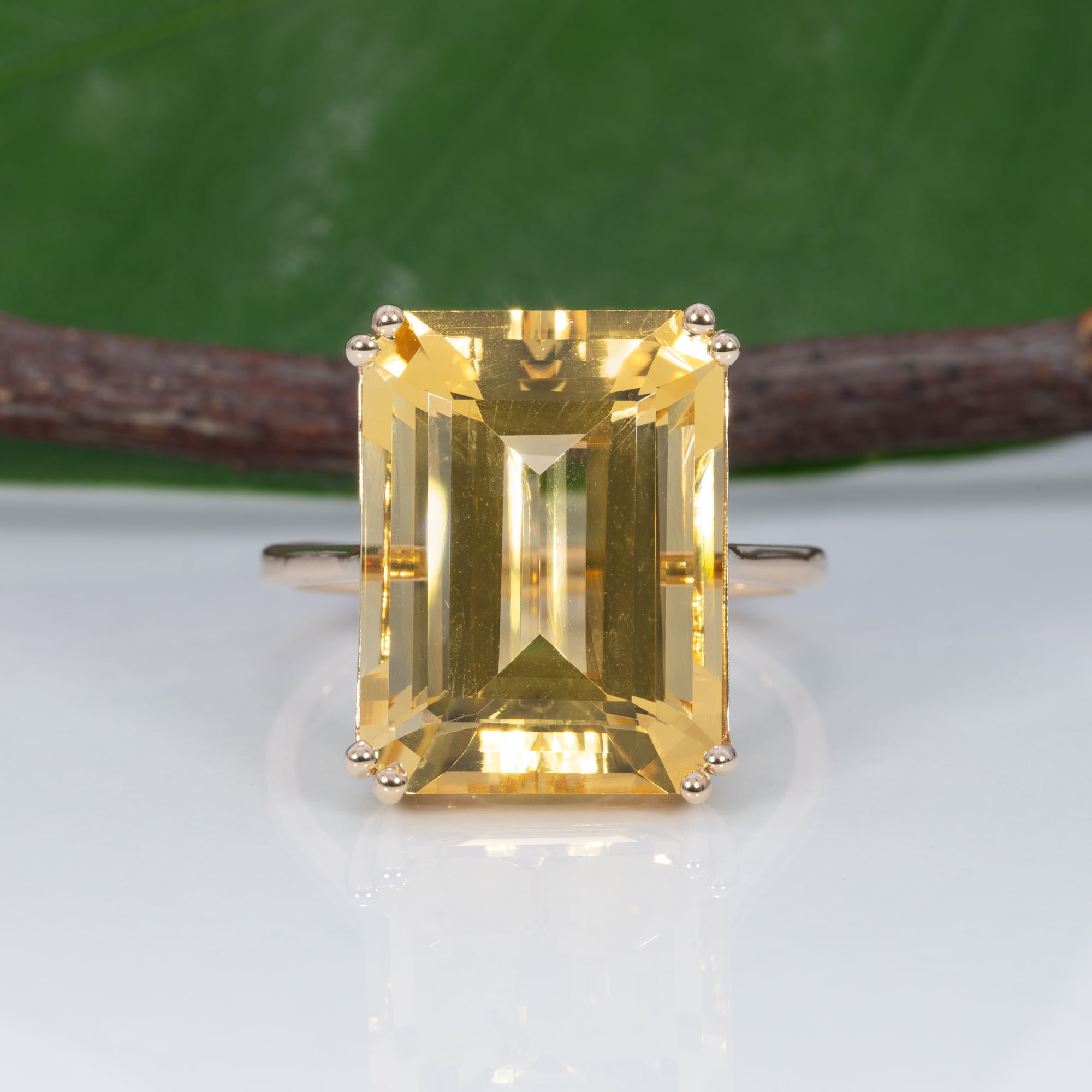 14K yellow gold citrine ring