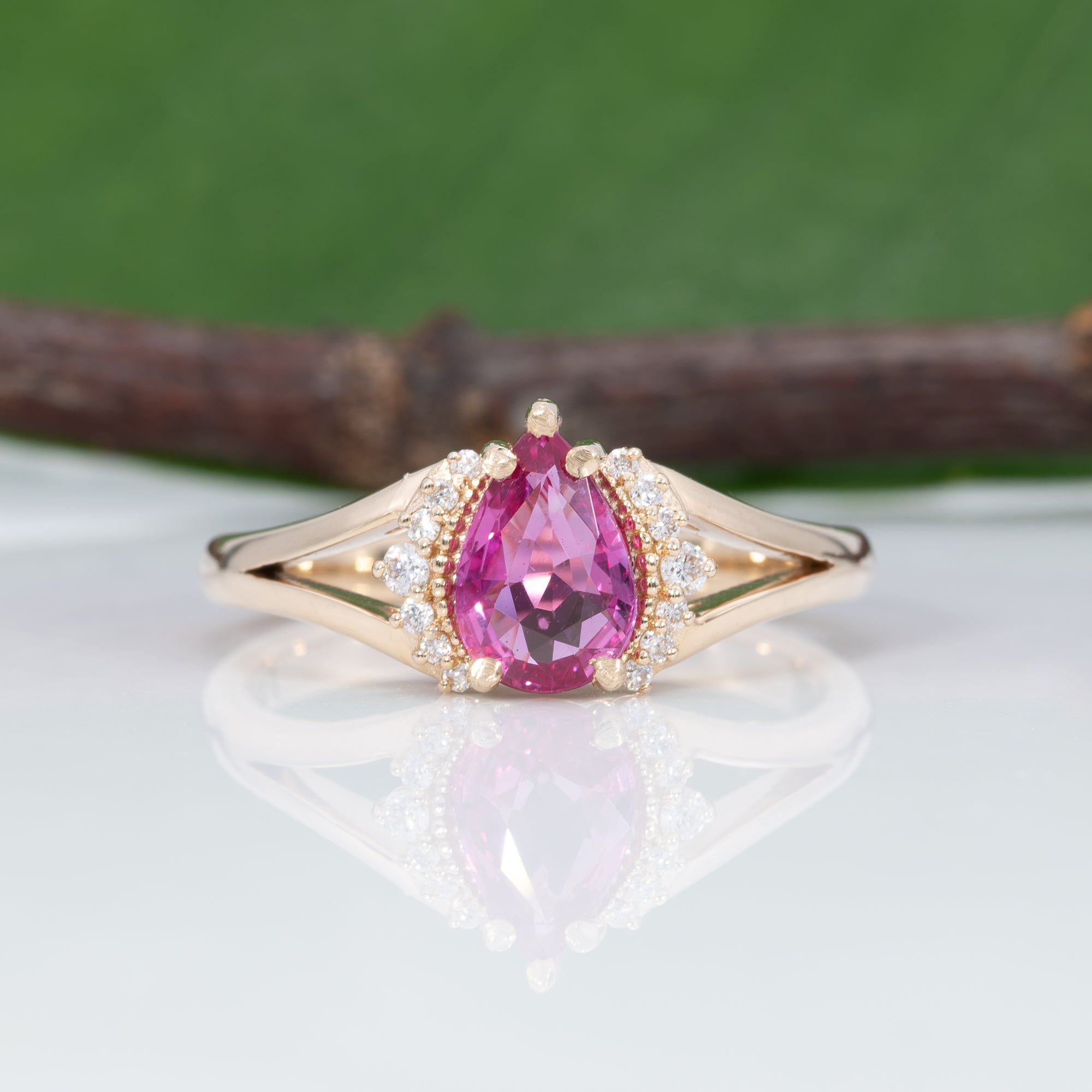 14K yellow gold pink sapphire ring