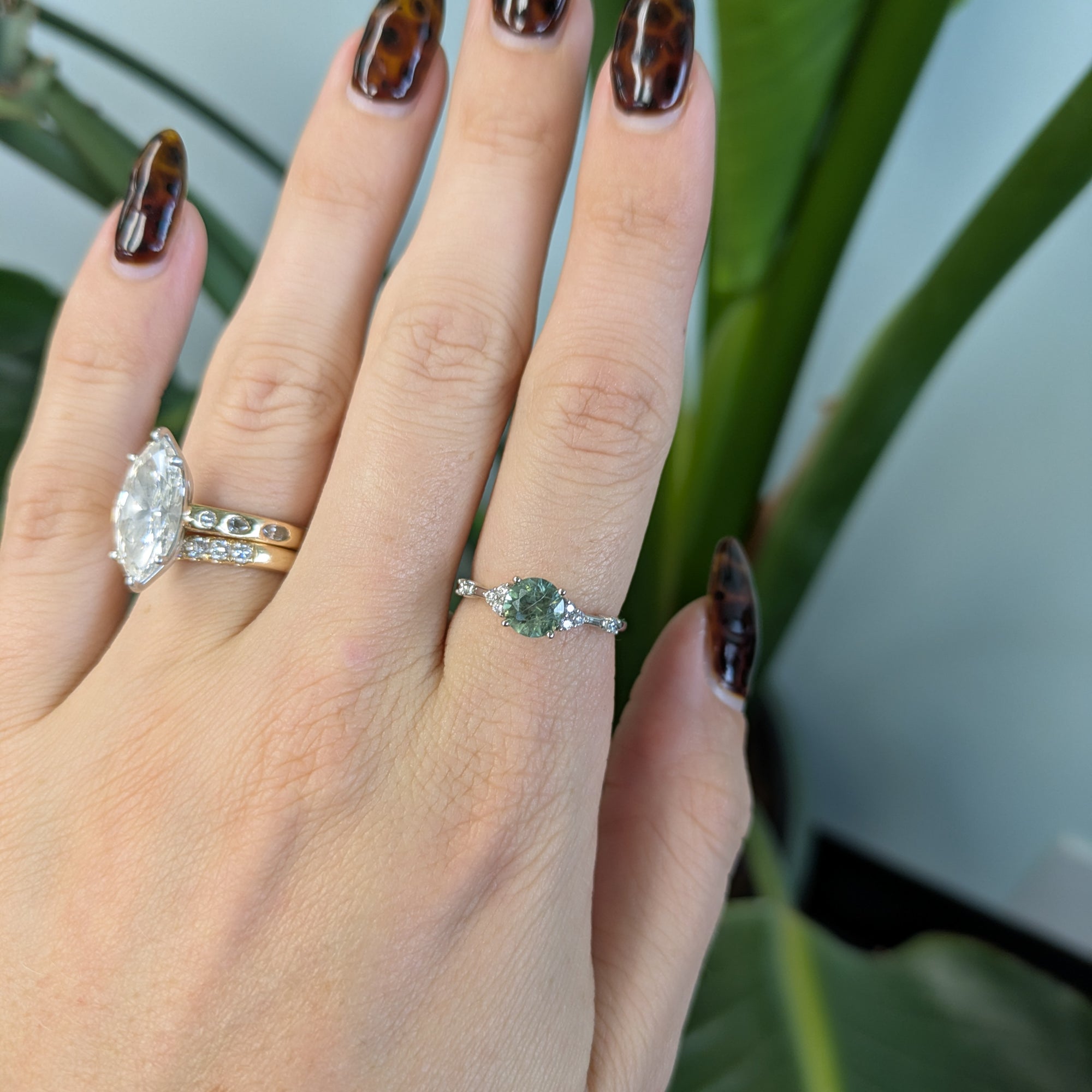 14K white gold montana sapphire ring