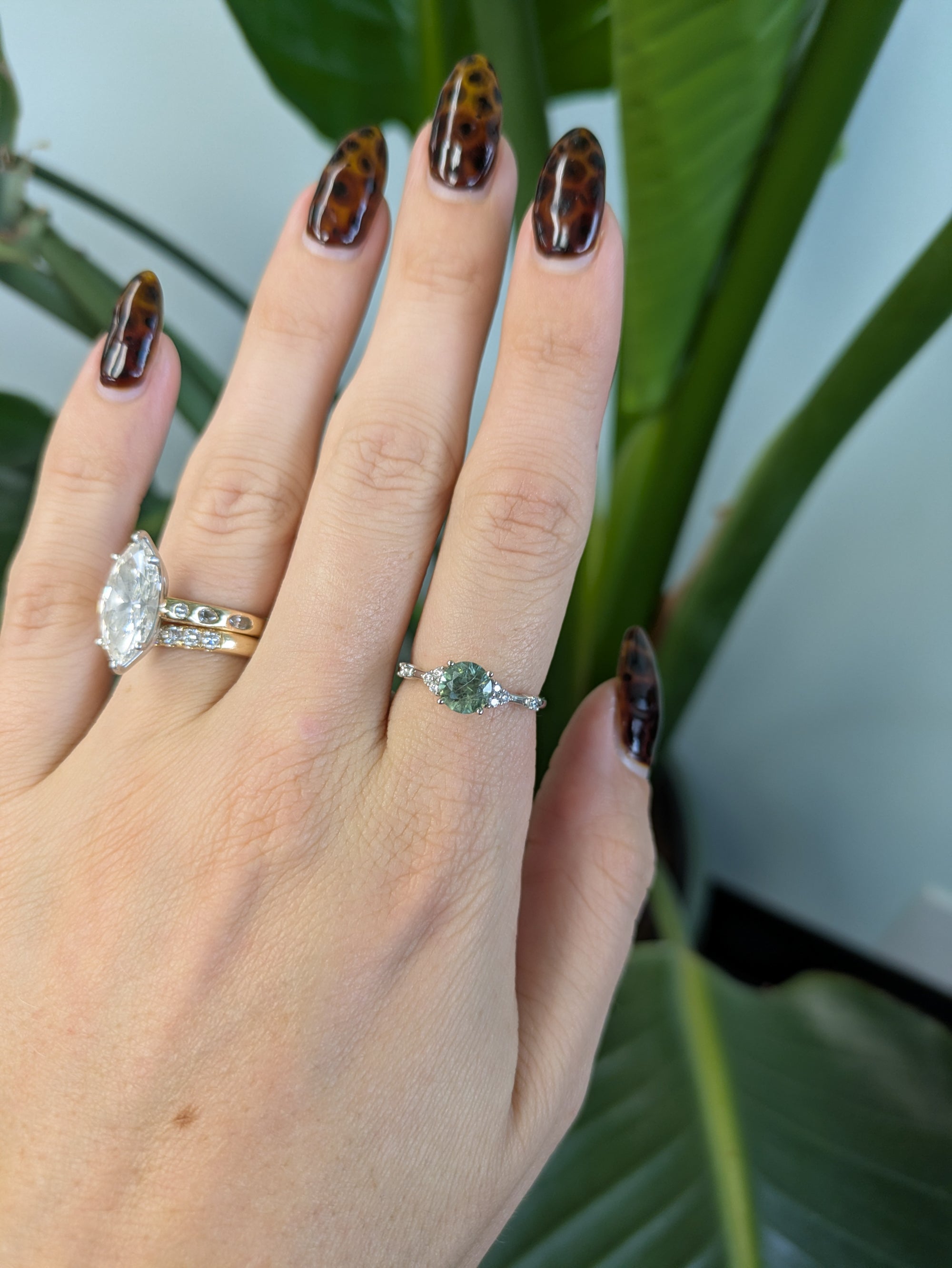 14K white gold montana sapphire ring