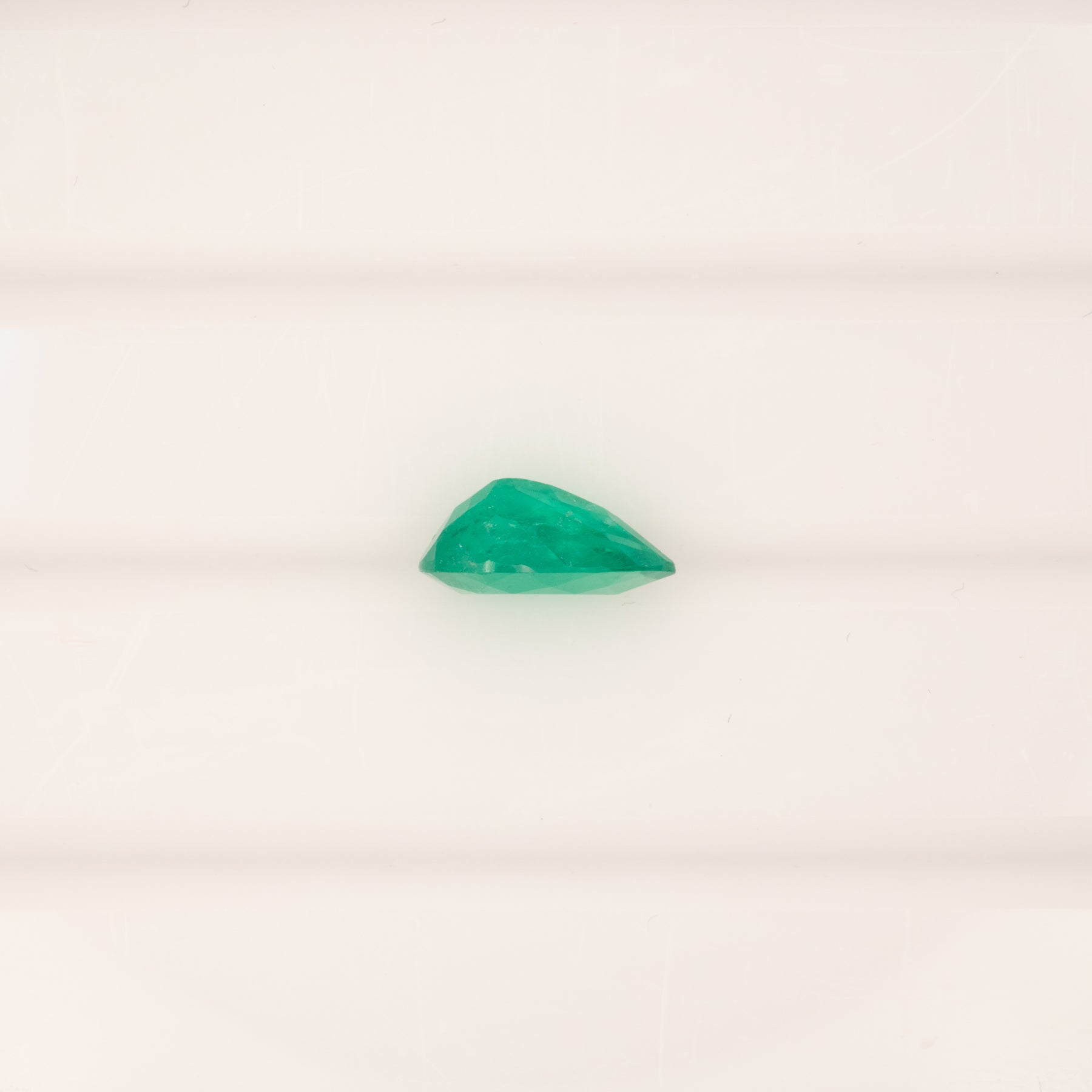 1.03ct colombian emerald pear 8.7x5.7mm loose green gemstone