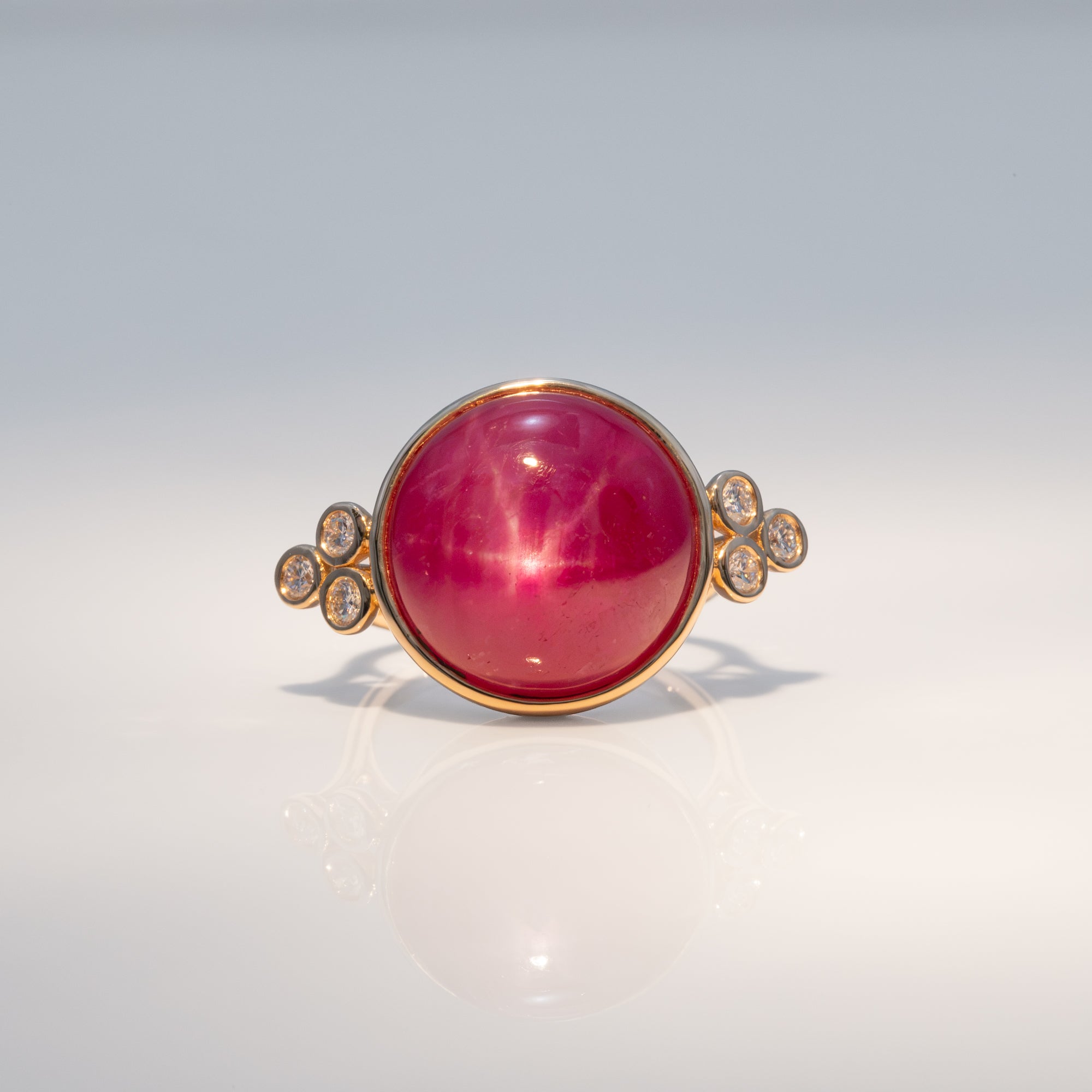 14K yellow gold star ruby ring