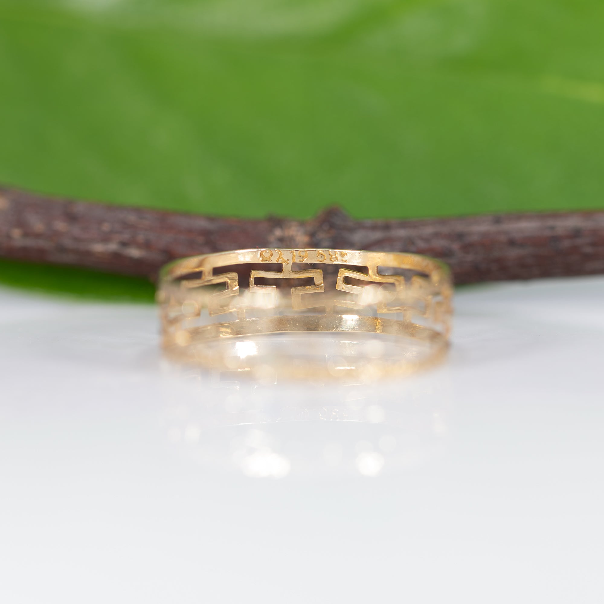 14K yellow gold gold ring