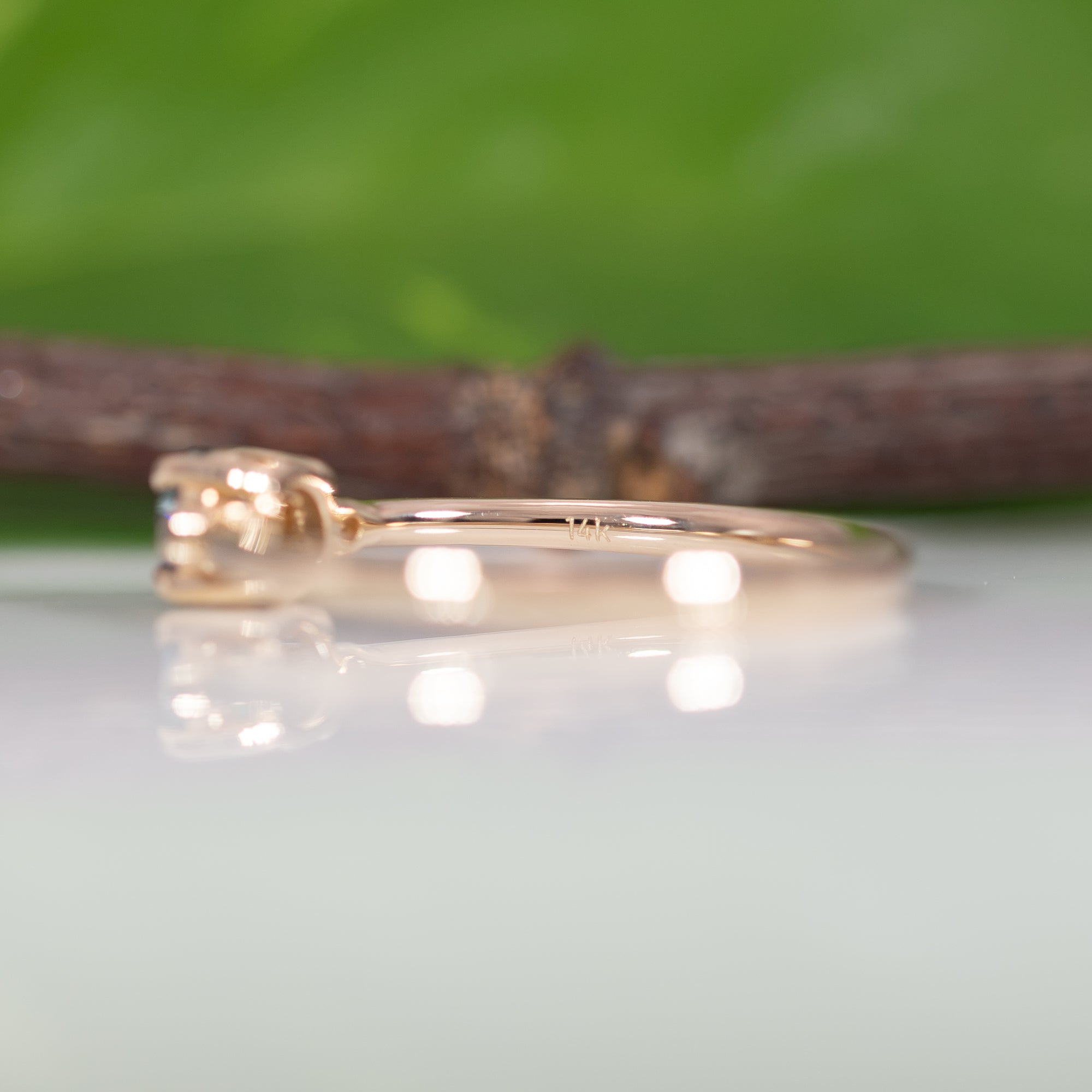 14K yellow gold alexandrite ring