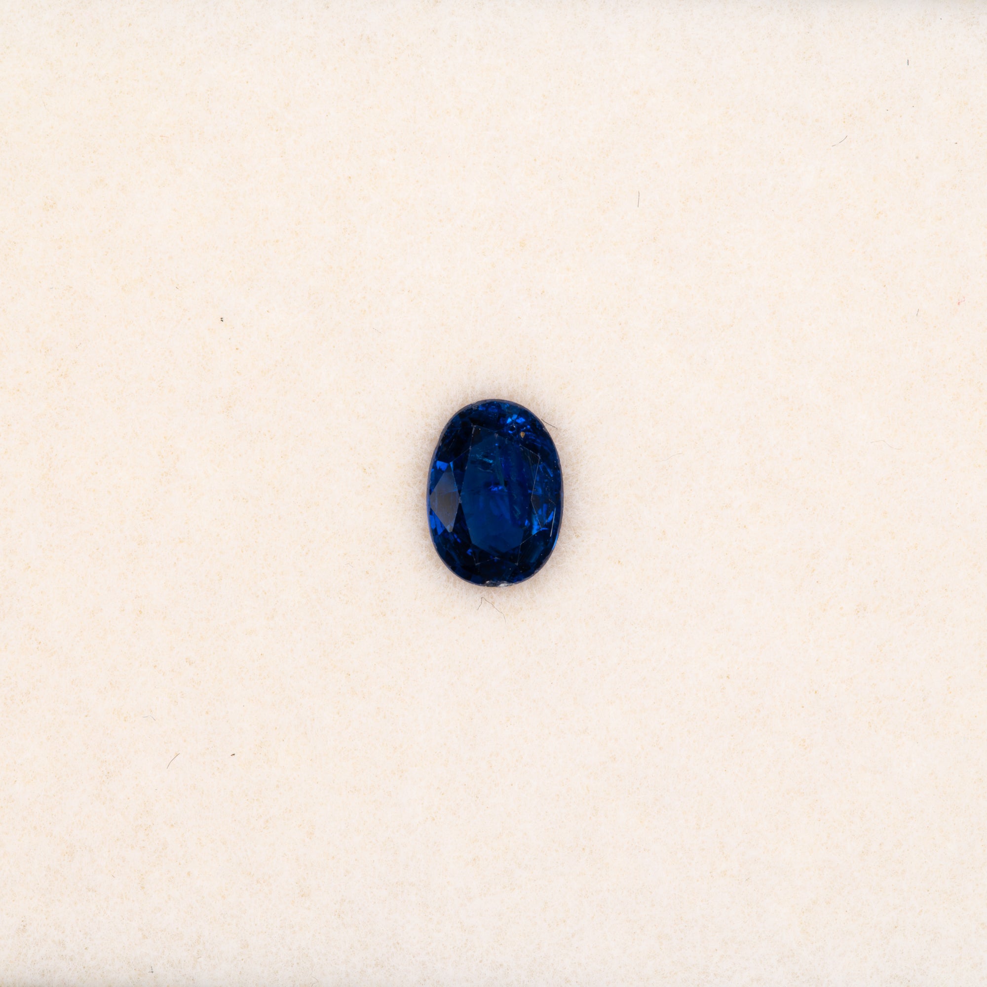 0.64 carat natural blue sapphire, oval 6x4.5mm loose gemstone