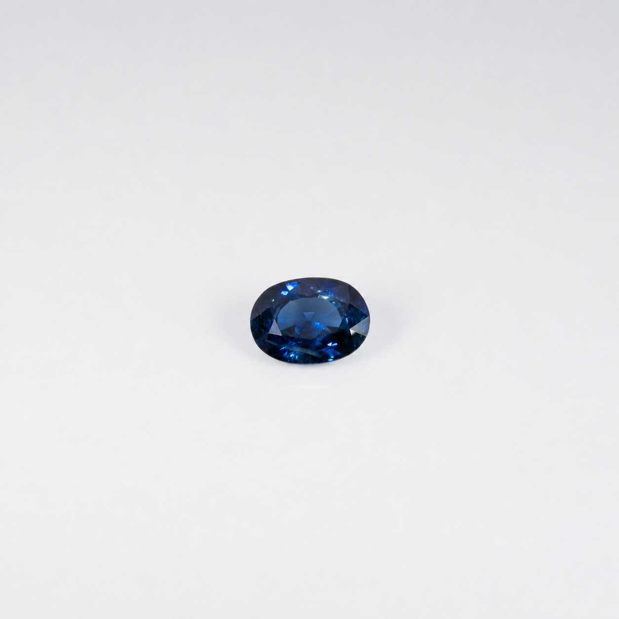 1.3 carat natural blue sapphire, oval 8x6mm loose gemstone