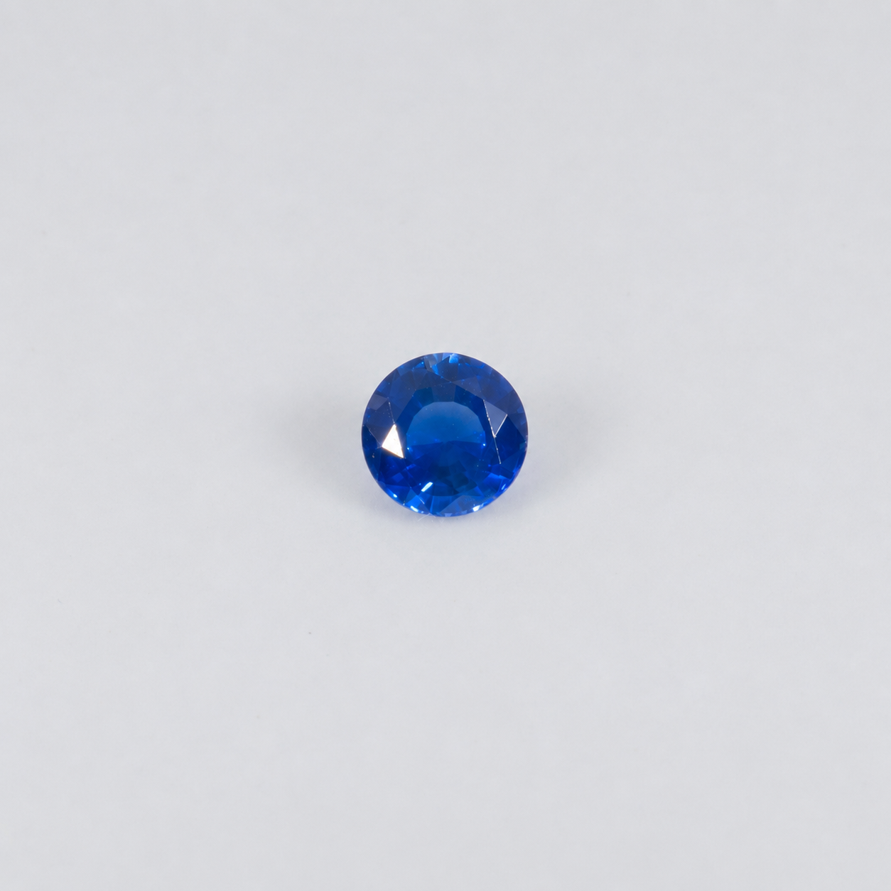 0.46 carat natural blue sapphire, round 4.5mm loose gemstone