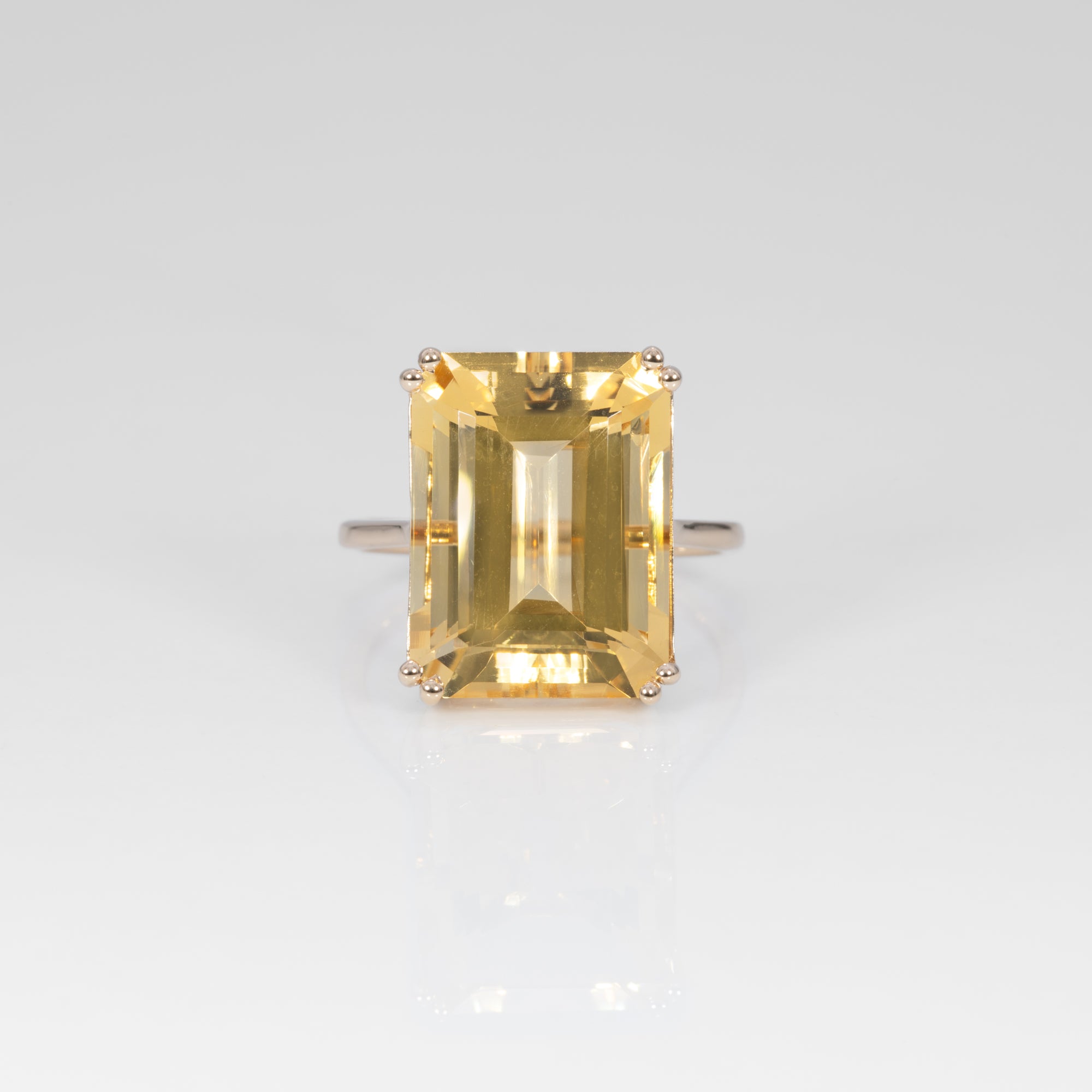 14K yellow gold citrine ring