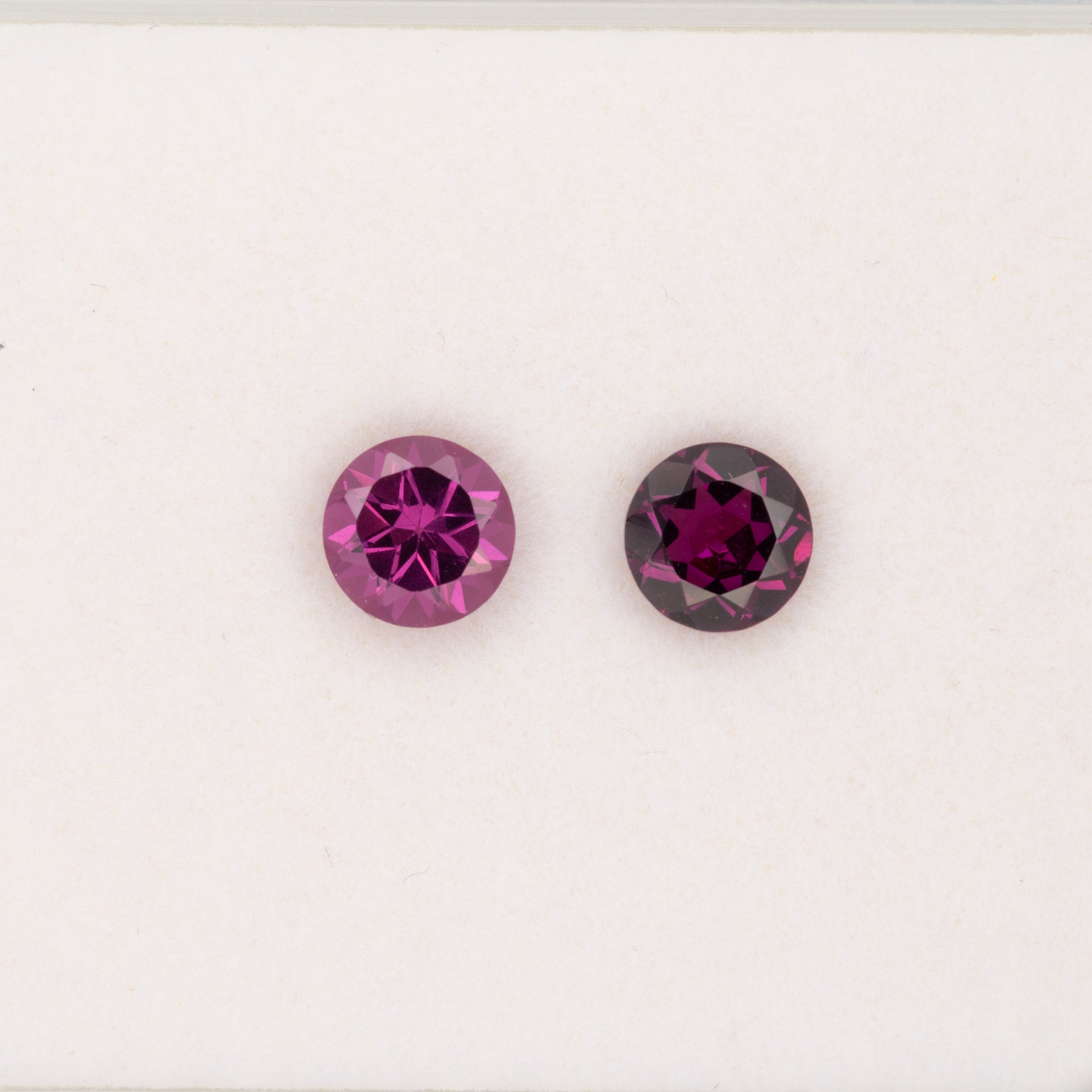 1.07ct Purple Garnet round 6mm loose purple gemstone