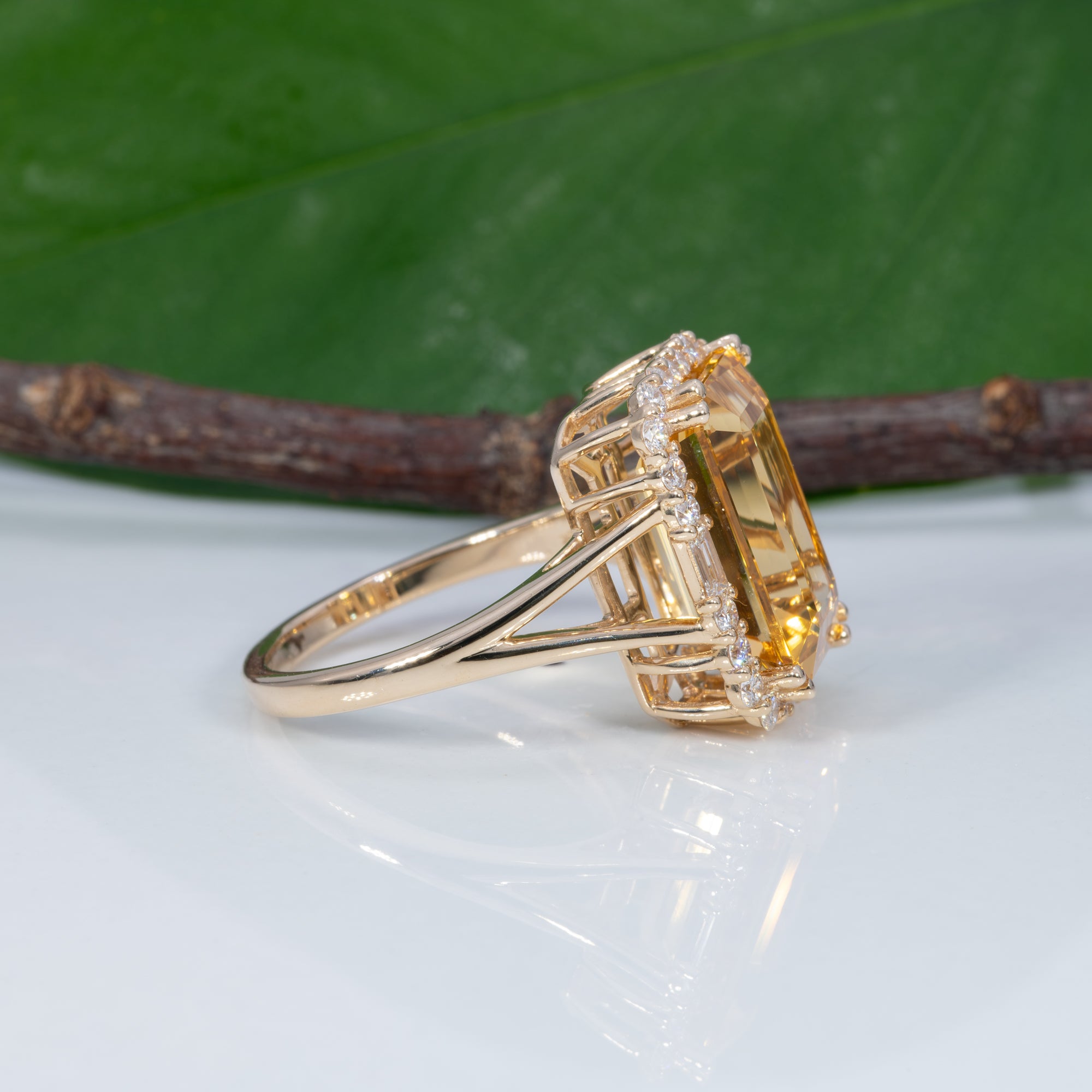 14K yellow gold citrine ring
