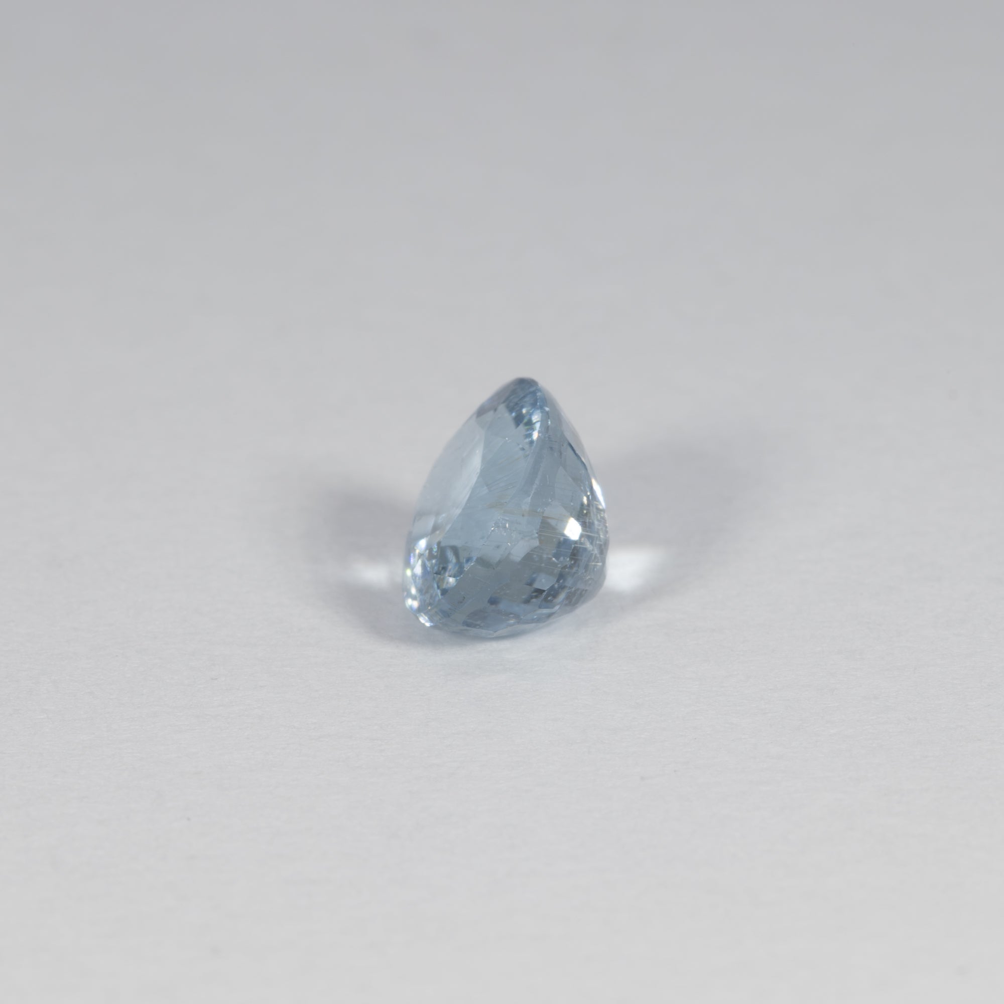 2.07 carat natural Brazilian copper-bearing Paraiba tourmaline oval, 8.23x6.97mm untreated loose gemstone – view 4