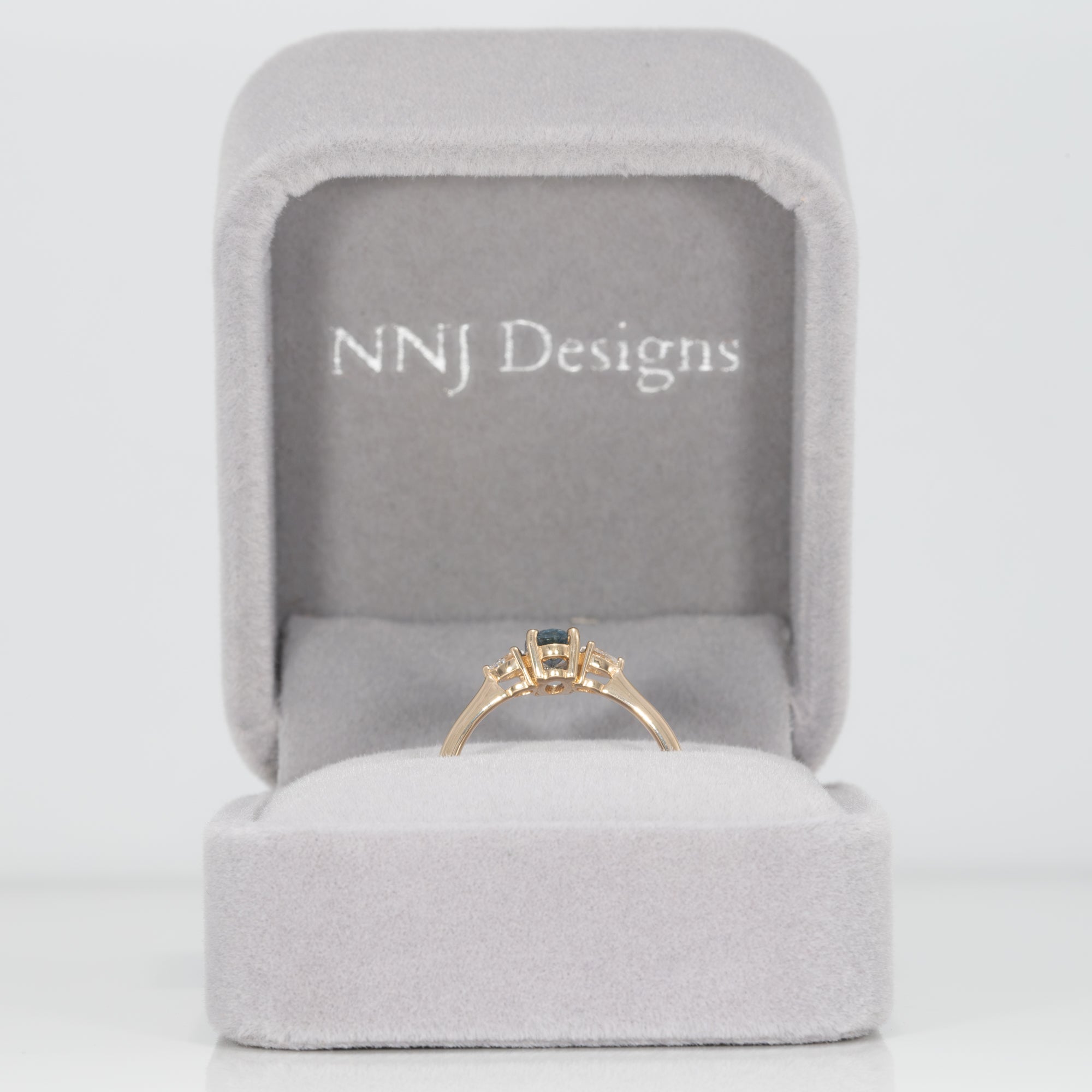 14K yellow gold montana sapphire ring
