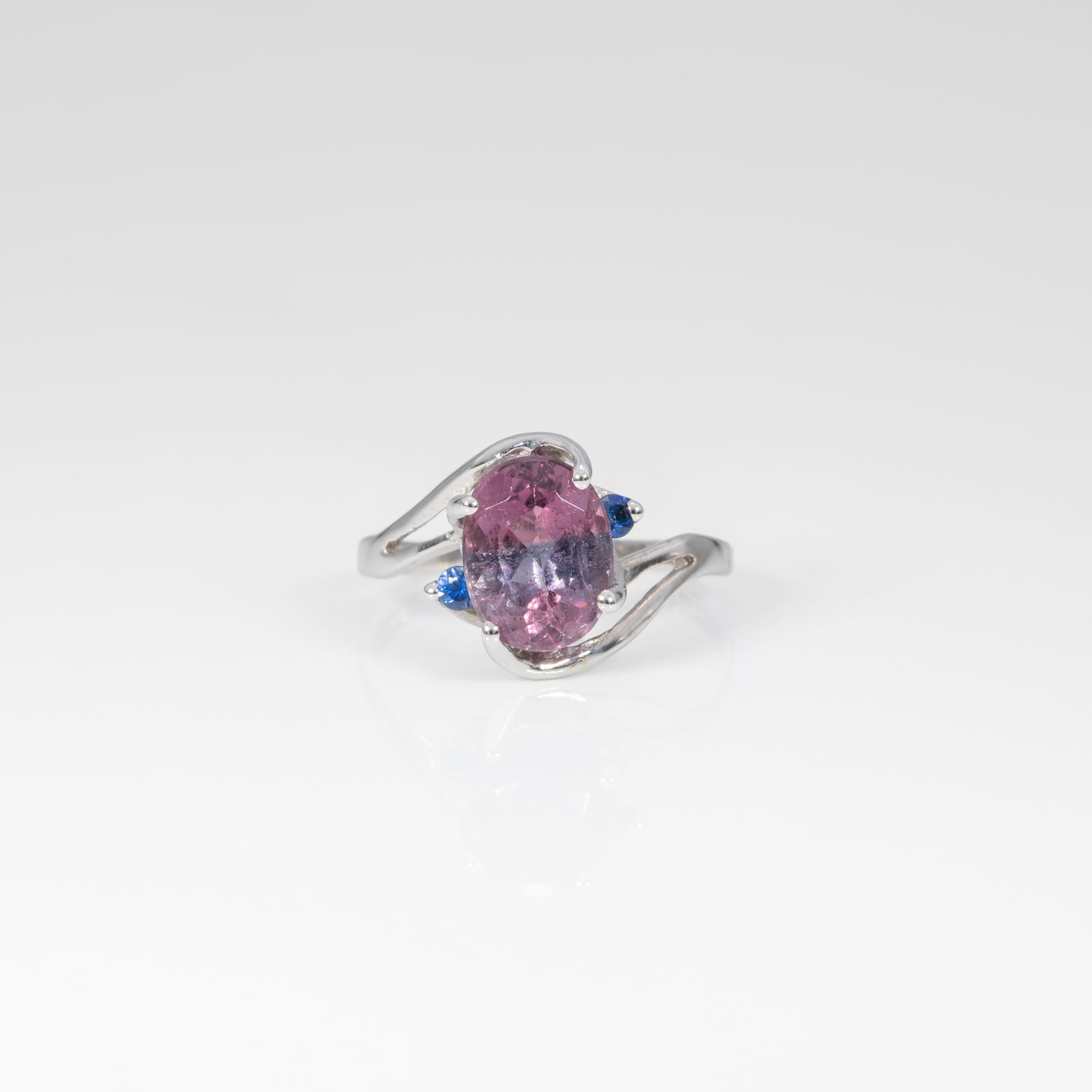 14K white gold bi-color tourmaline ring