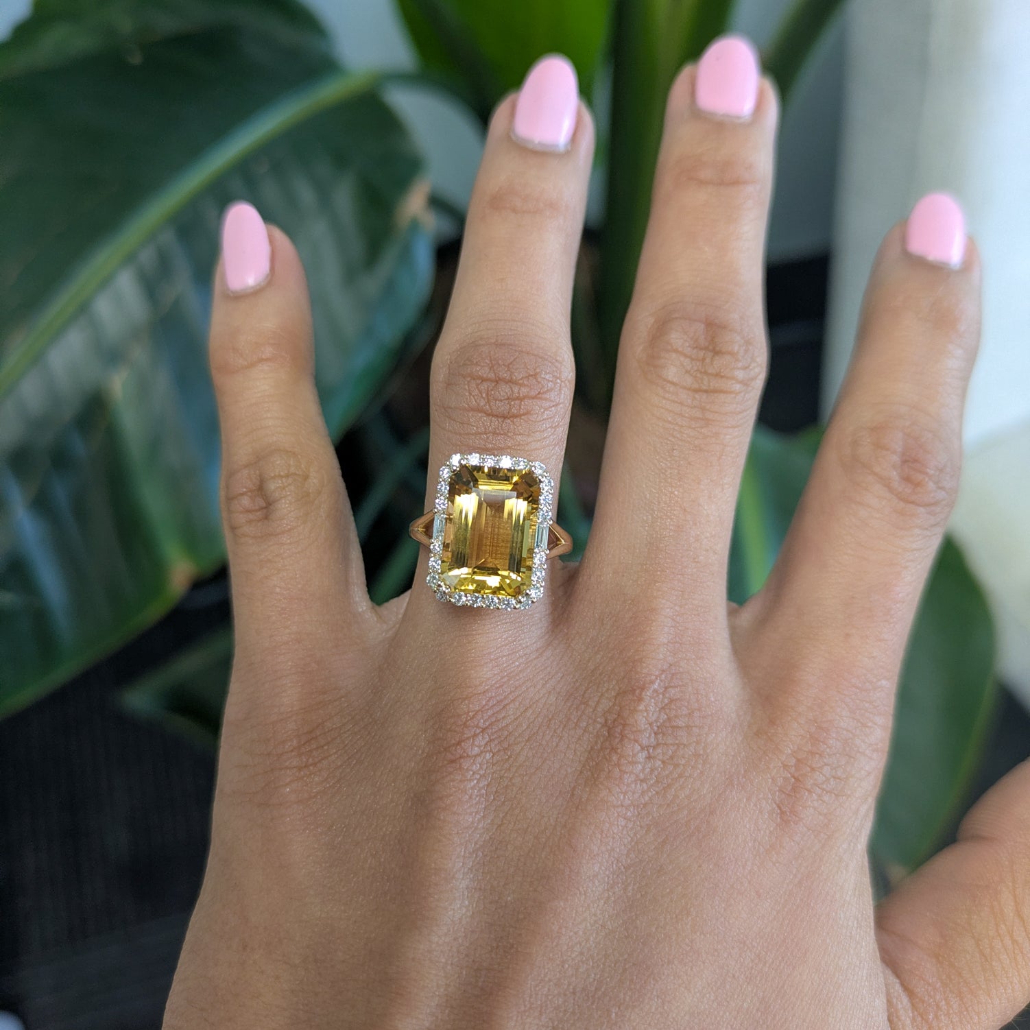 14K yellow gold citrine ring