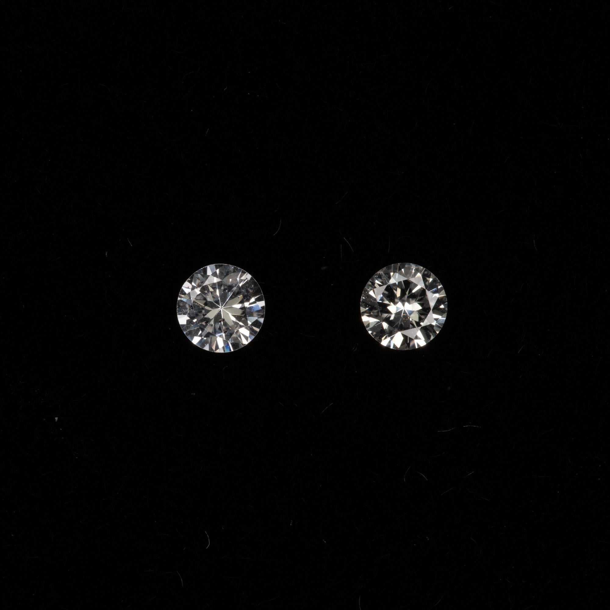 0.40 carat natural Ceylon white sapphire round 4.5mm loose gemstone – view 2