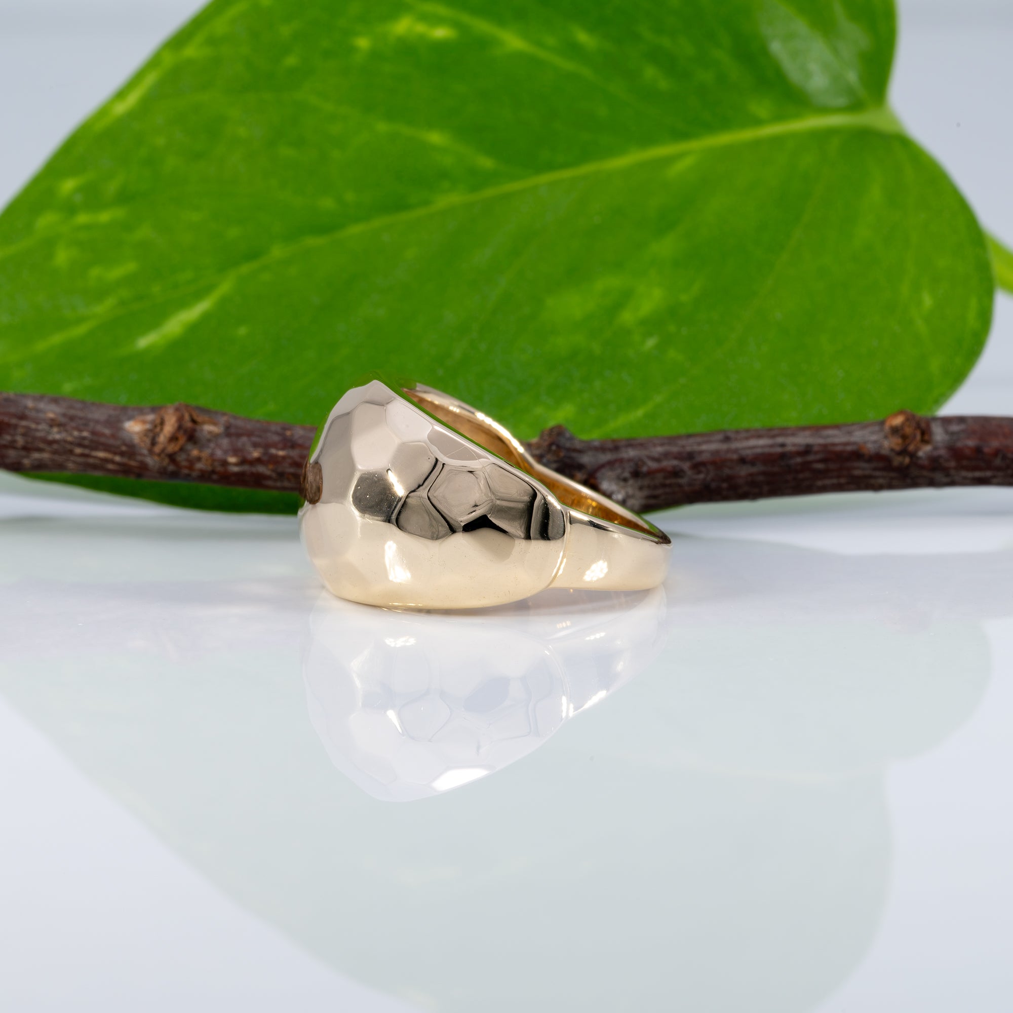 14K yellow gold wide comfort-fit estate band