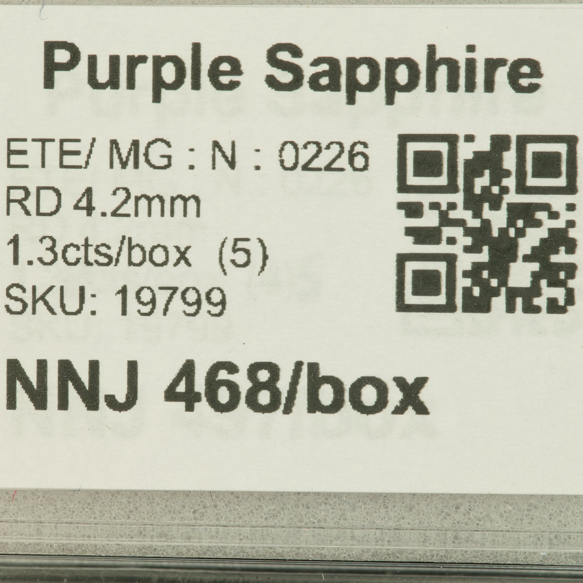 0.26 carat natural purple sapphire round 4.2mm loose gemstone – view 2
