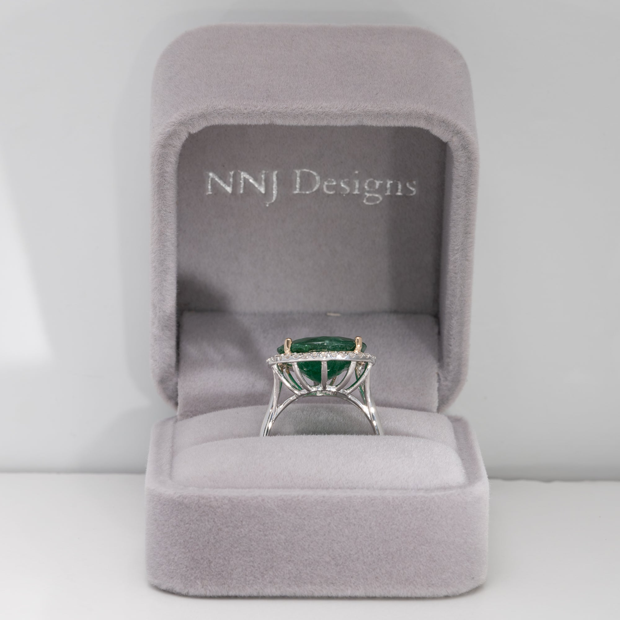 14K white & yellow gold emerald ring