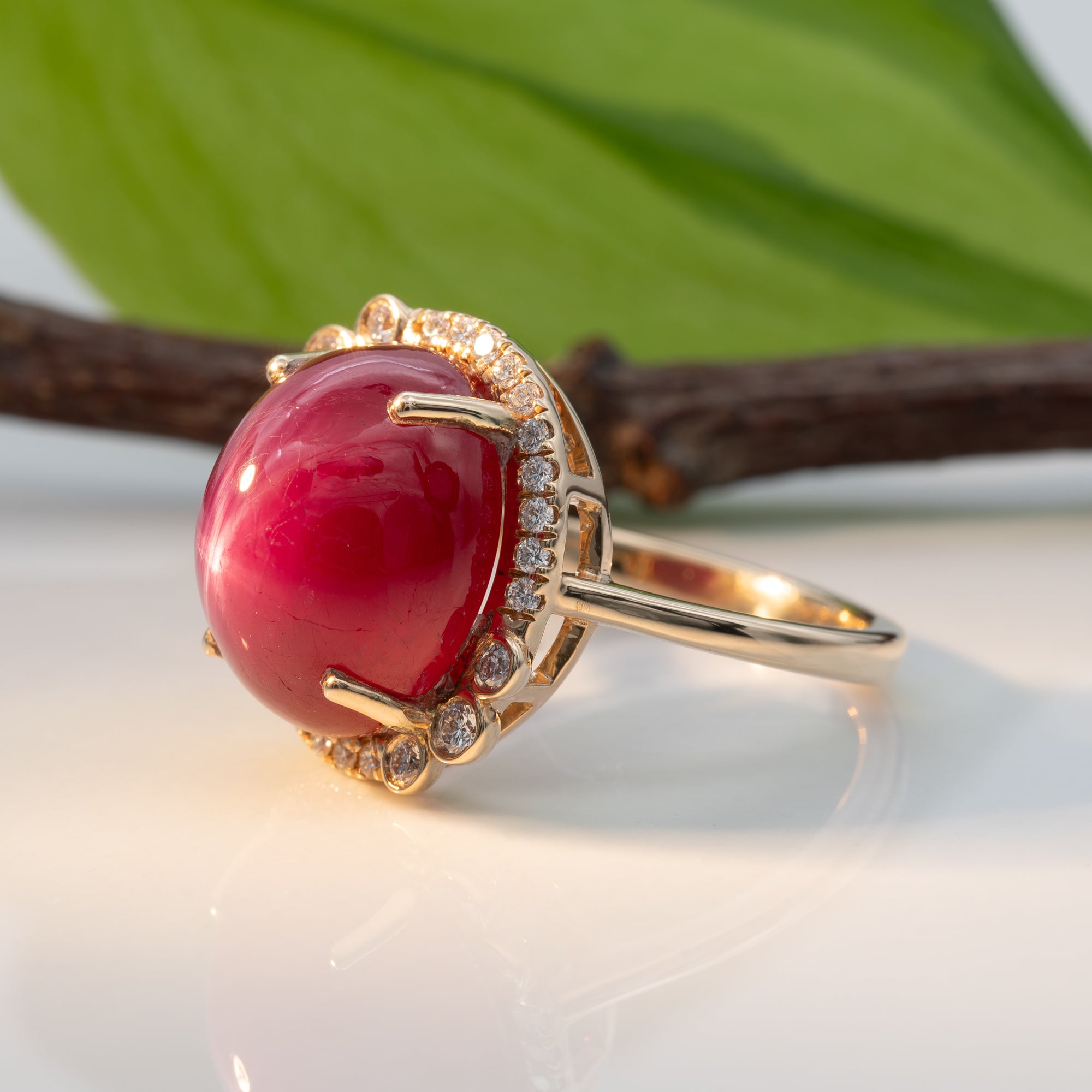 14K yellow gold star ruby ring