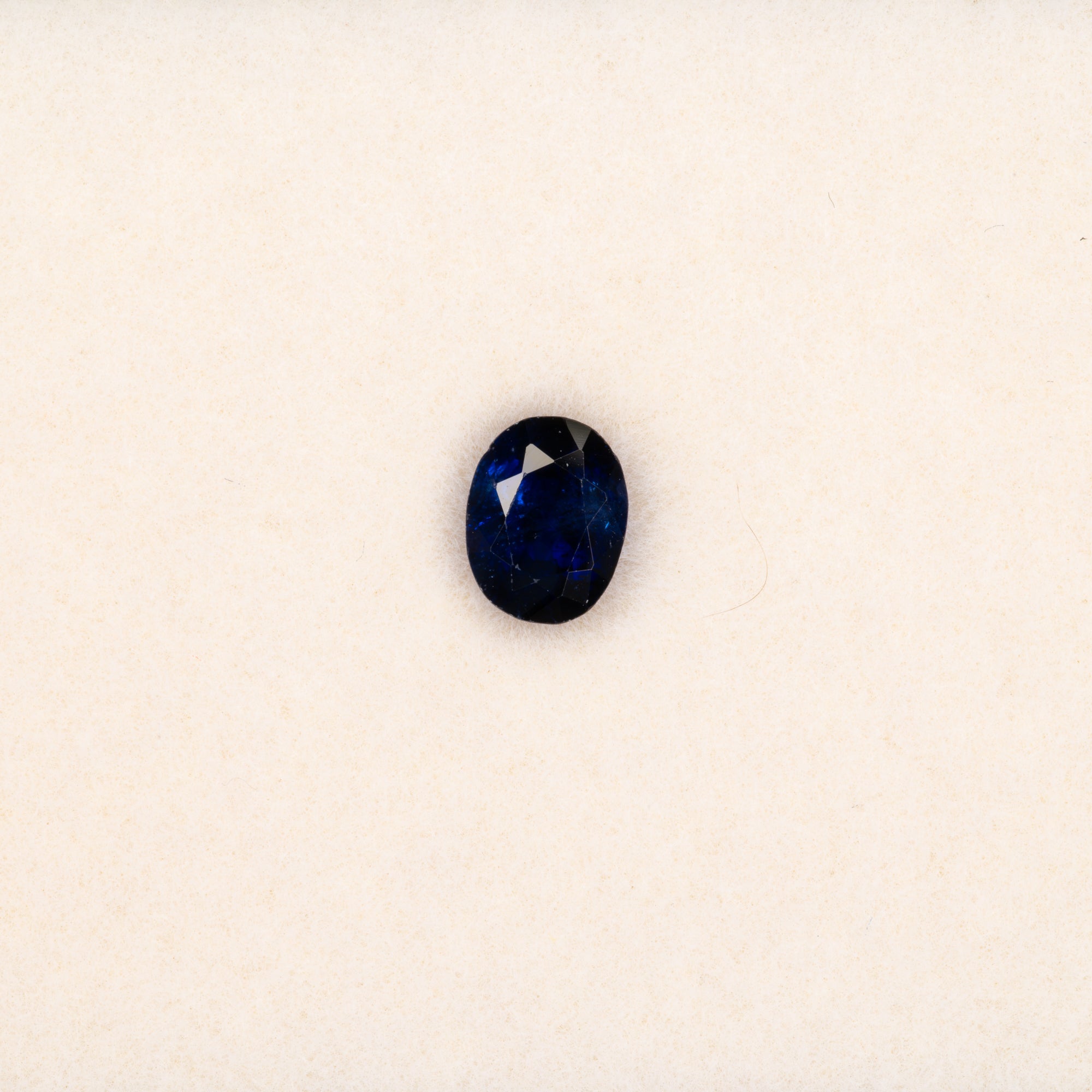 1.01 carat natural blue sapphire, oval 6x4.7mm loose gemstone