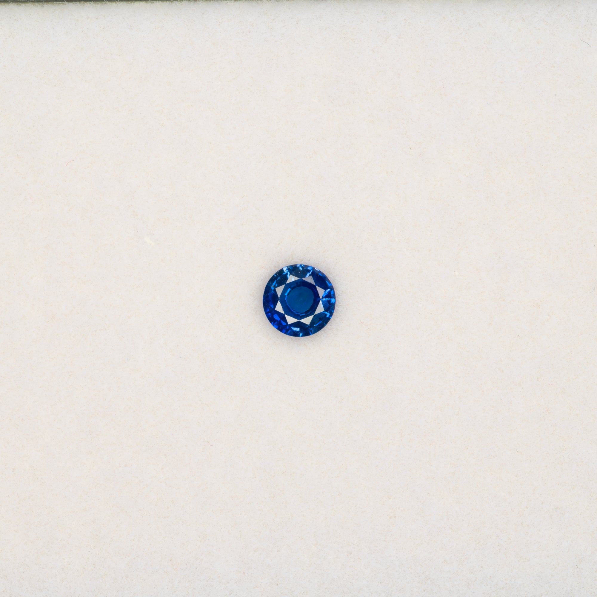 0.26 carat natural blue sapphire, round 4mm loose gemstone