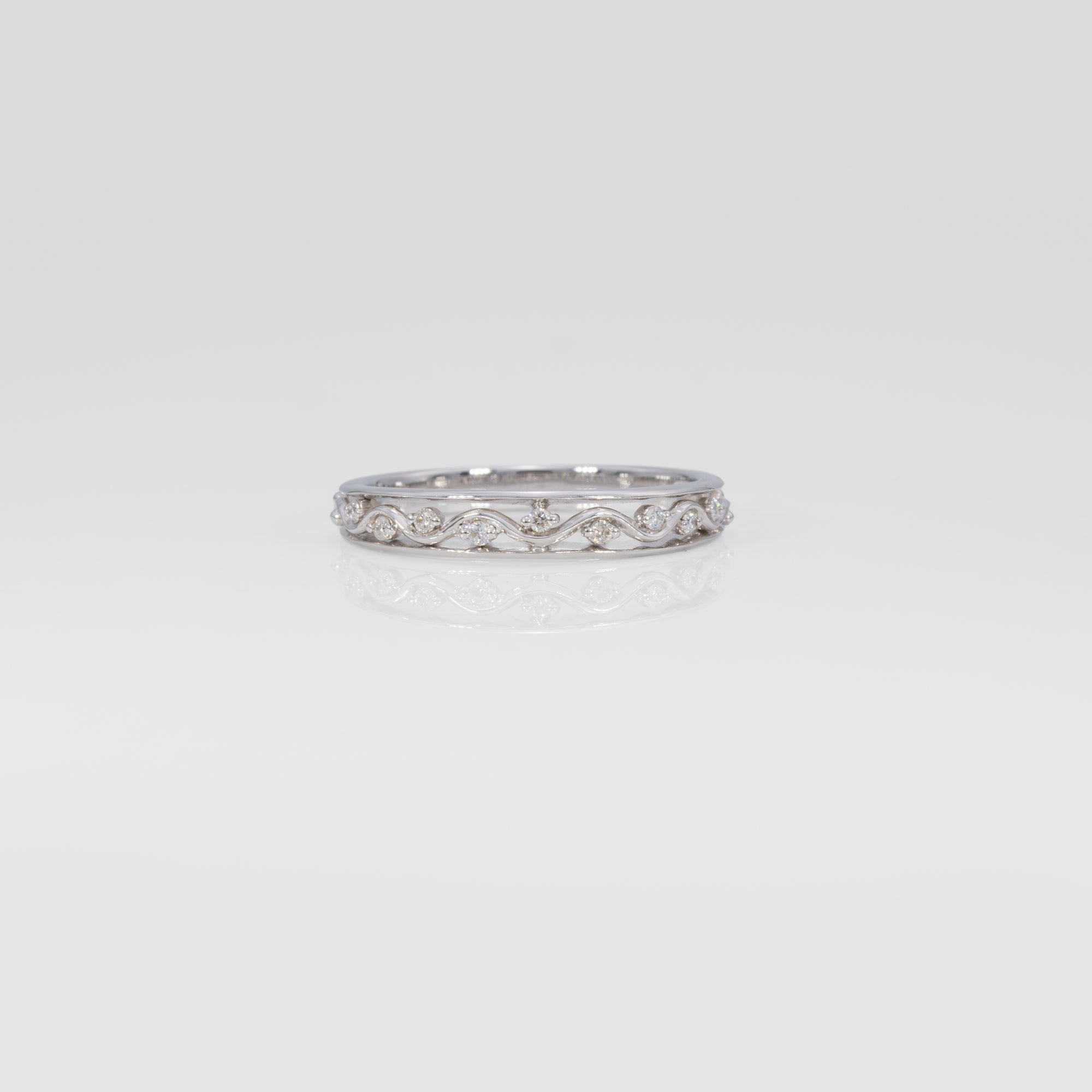 14K white gold diamond band