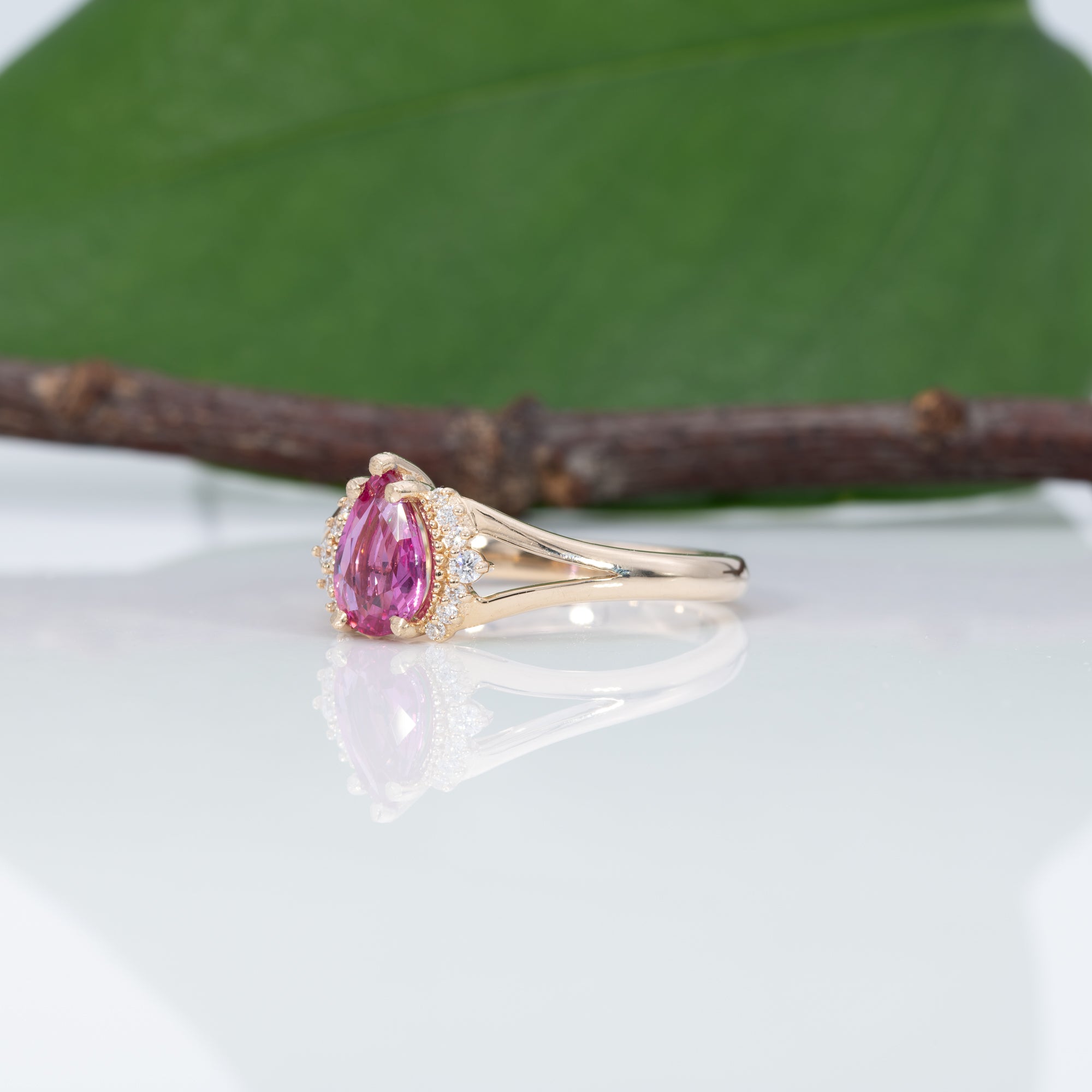 14K yellow gold pink sapphire ring
