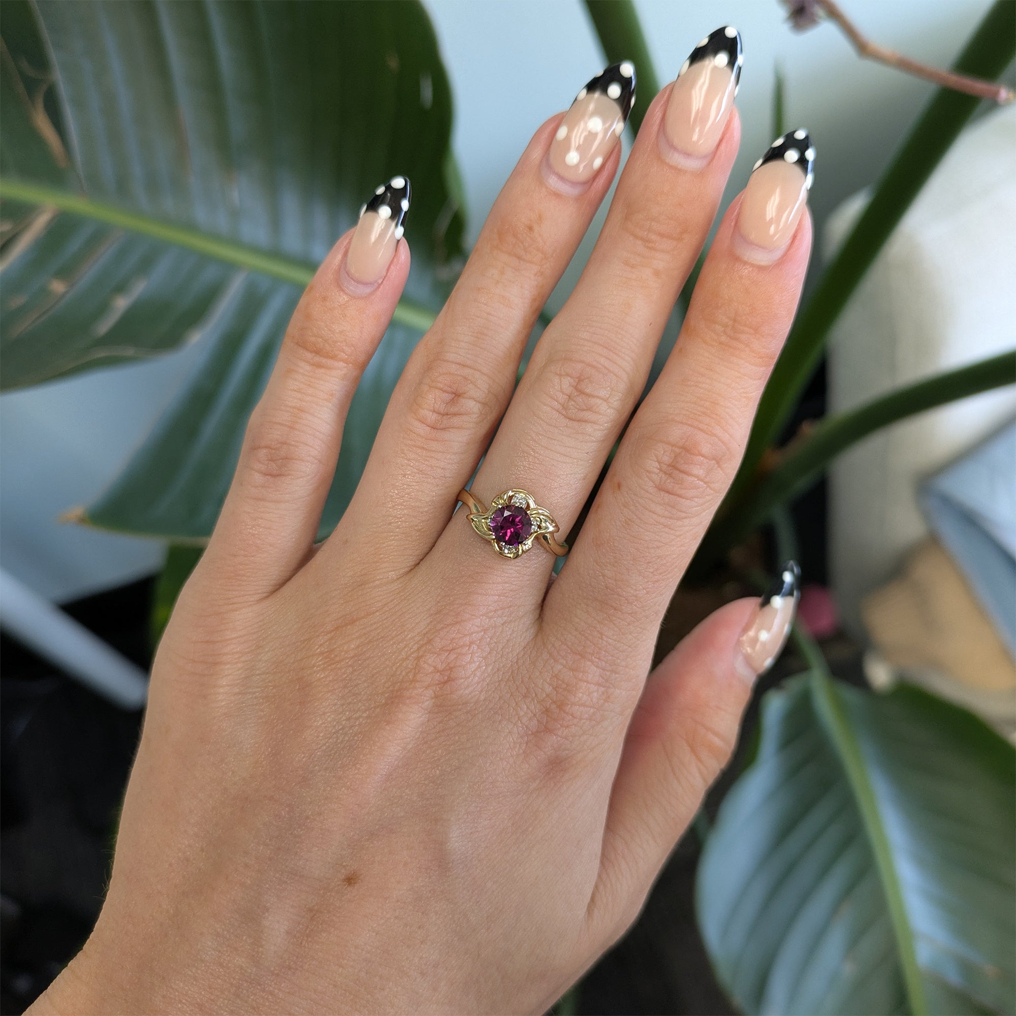 14K yellow gold purple garnet estate ring