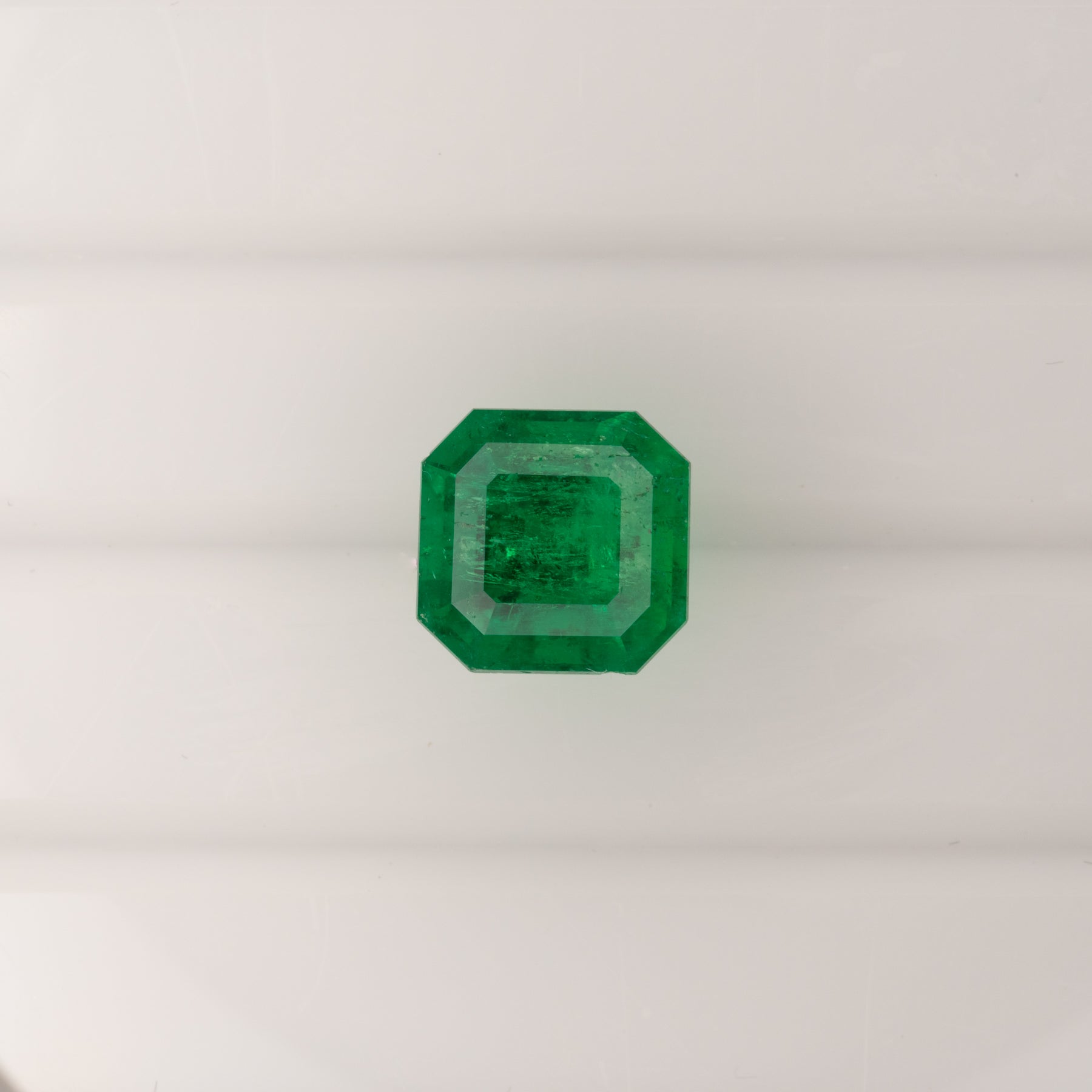 3.41ct colombian emerald emerald cut 9.08x8.83mm loose green gemstone