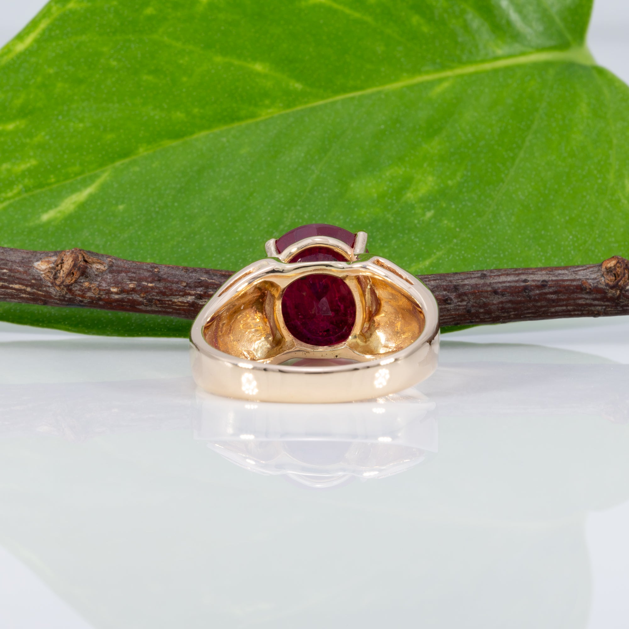 14K yellow gold Madagascar ruby estate ring