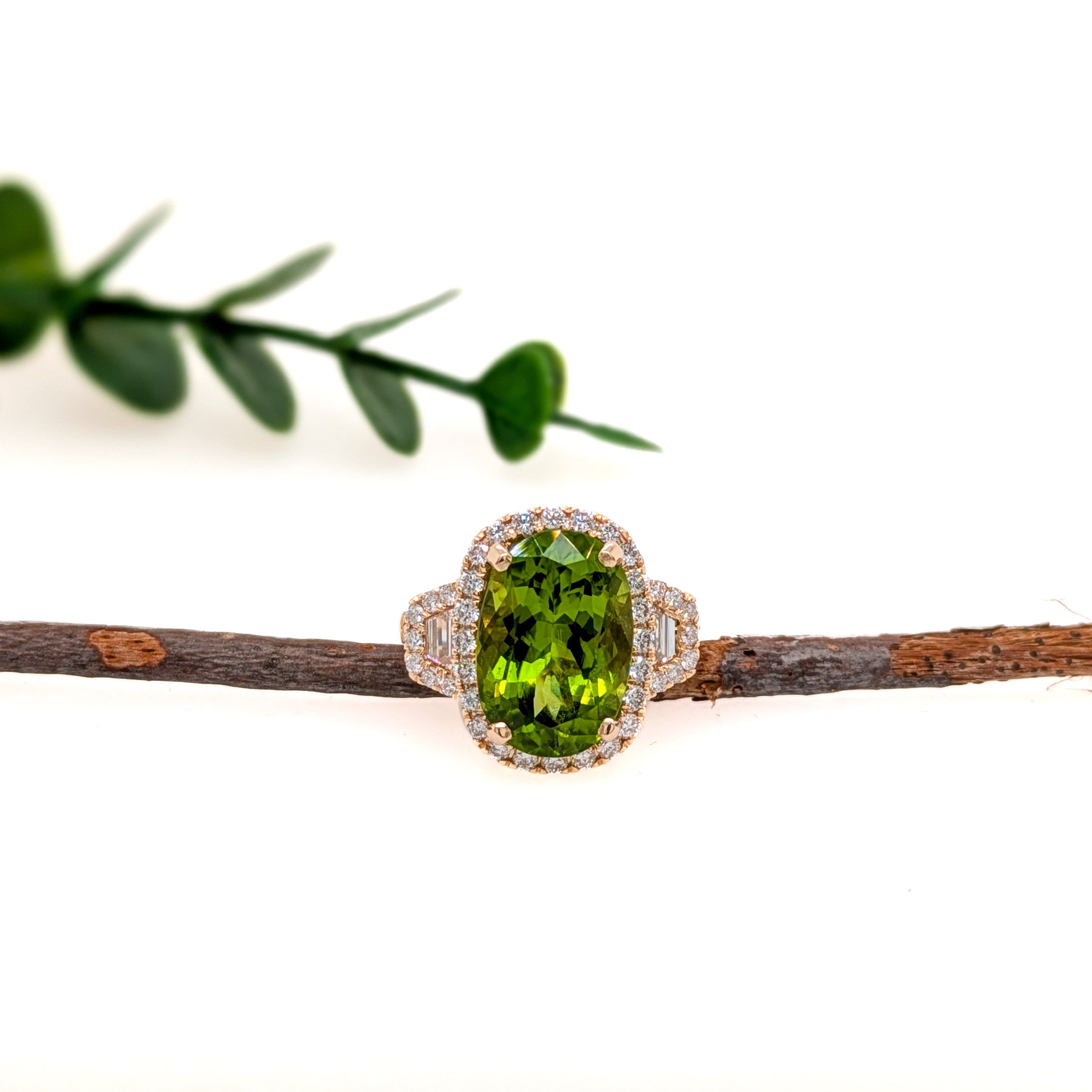 Akira 14K Yellow Gold 7.3cts Peridot Diamond Ring | Cushion Cut 14x10mm