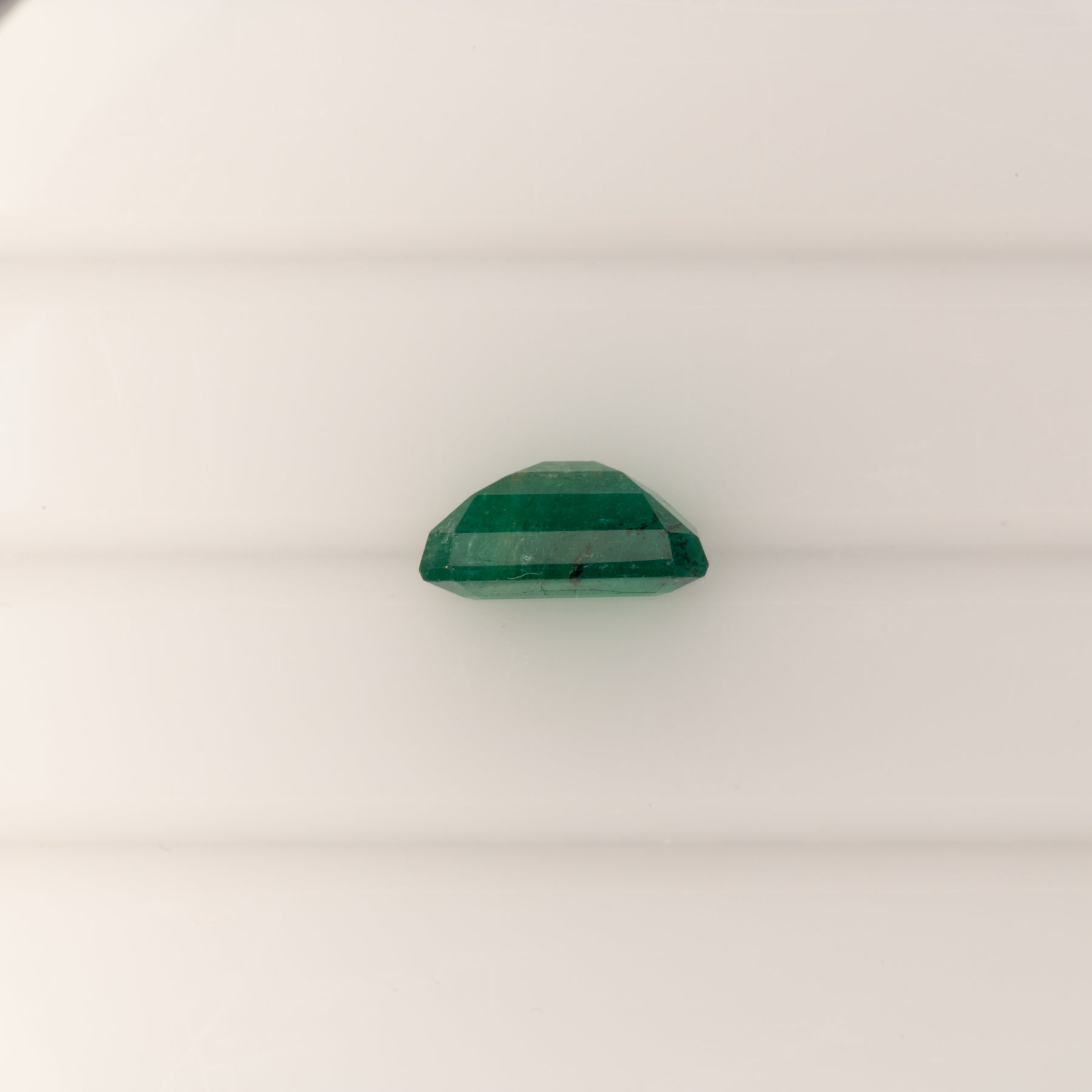 2.59ct zambian emerald oval 9x7mm loose green gemstone
