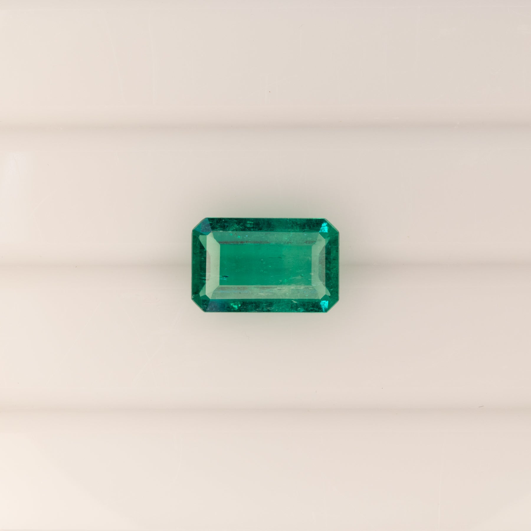 1.72ct colombian emerald emerald cut 10.4x6.7mm loose green gemstone