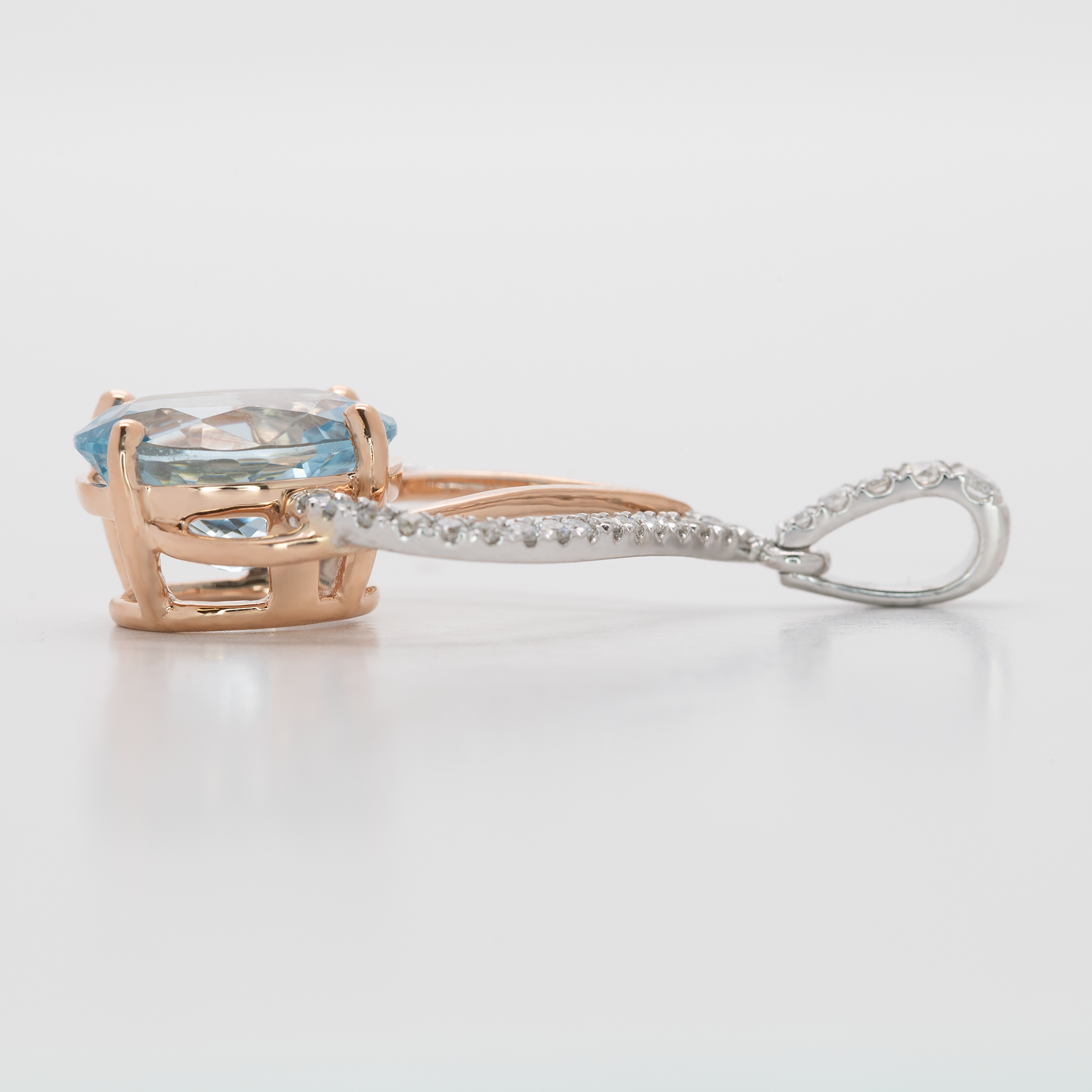 14K white & rose gold aquamarine pendant