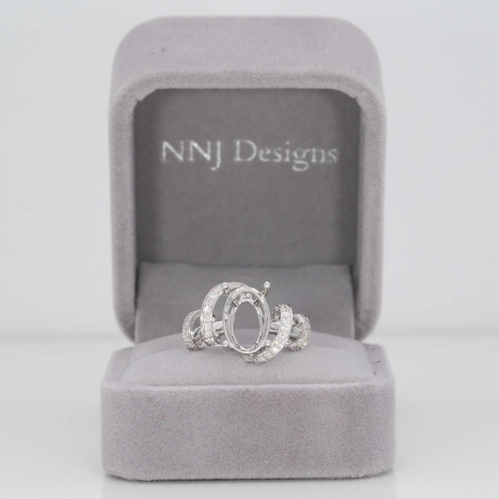 14K white gold diamond ring